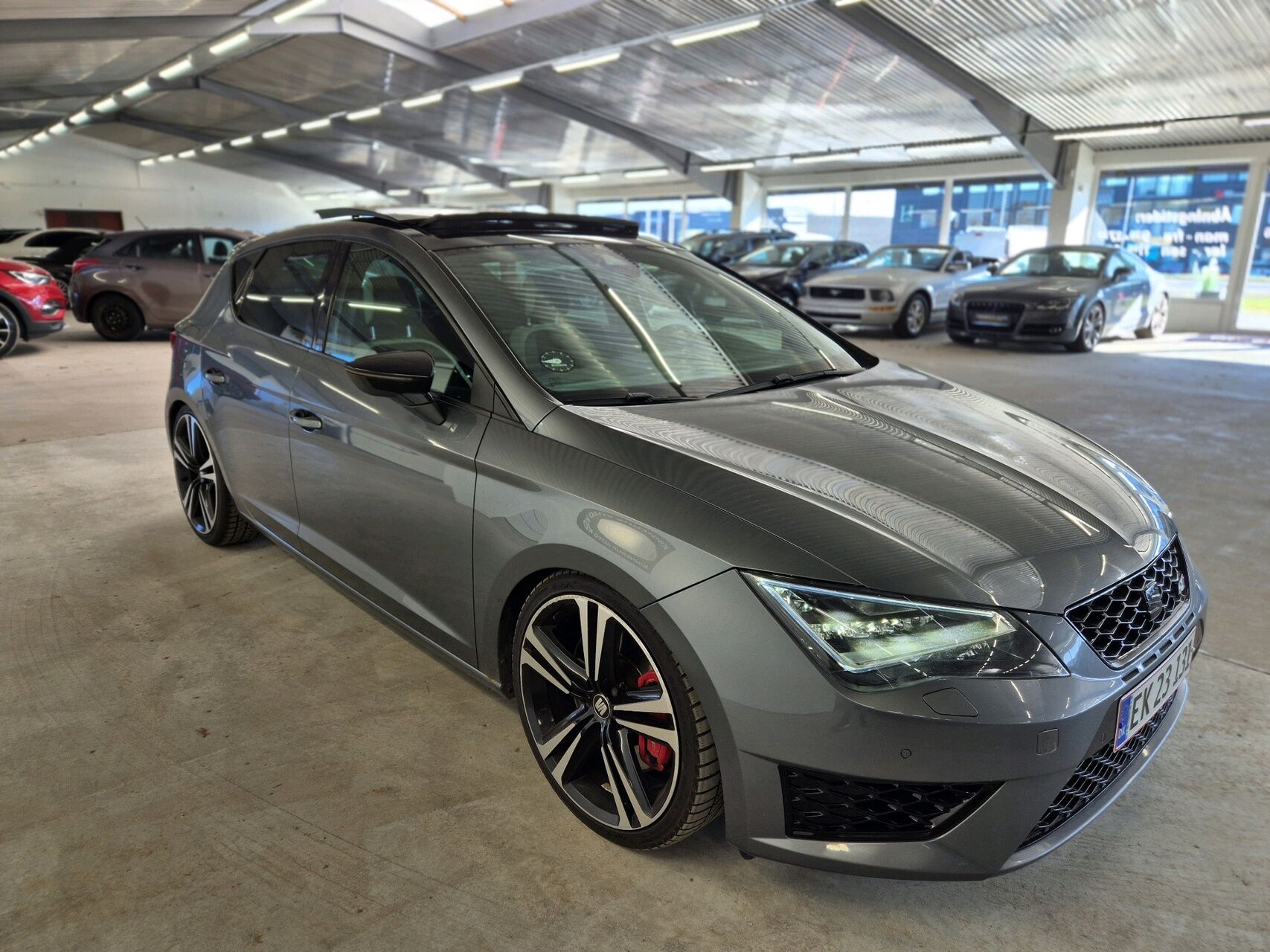 Billede af Seat Leon 2,0 TSI Cupra Start/Stop DSG 280HK 5d 6g Aut.
