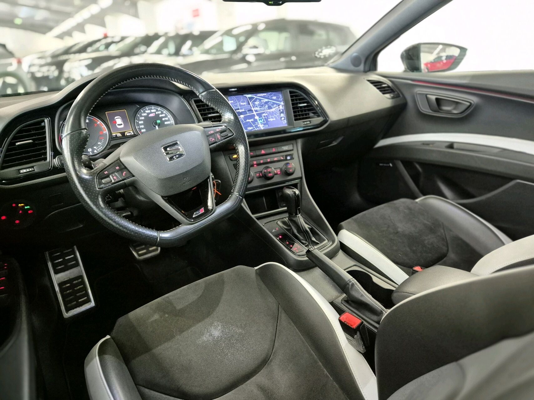 Billede af Seat Leon 2,0 TSI Cupra Start/Stop DSG 280HK 5d 6g Aut.
