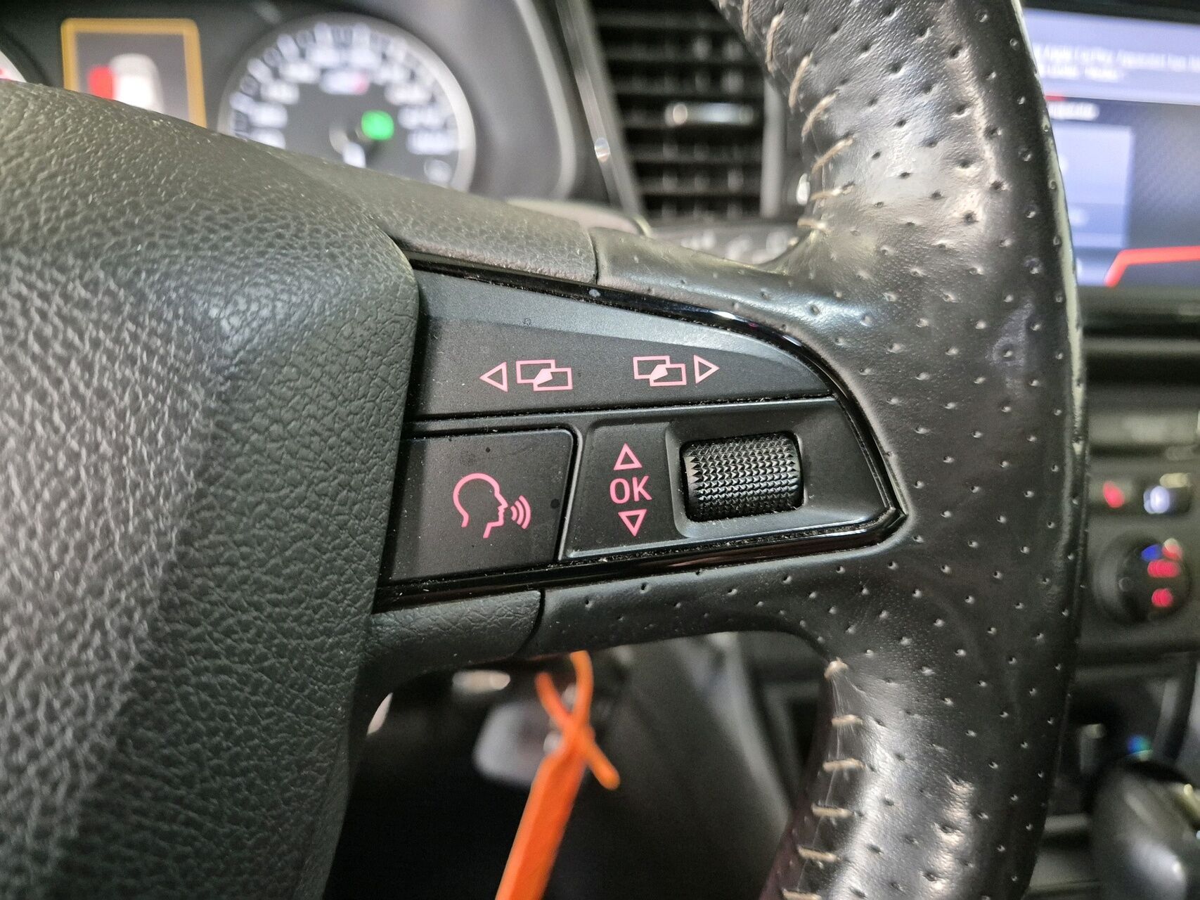 Billede af Seat Leon 2,0 TSI Cupra Start/Stop DSG 280HK 5d 6g Aut.