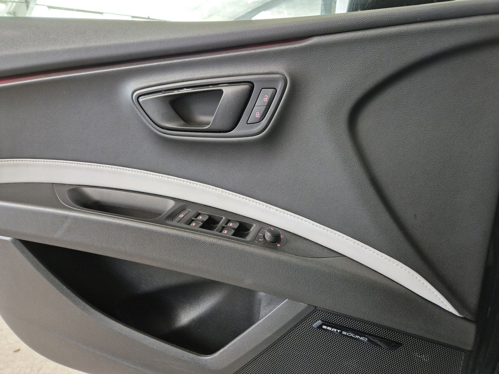 Billede af Seat Leon 2,0 TSI Cupra Start/Stop DSG 280HK 5d 6g Aut.