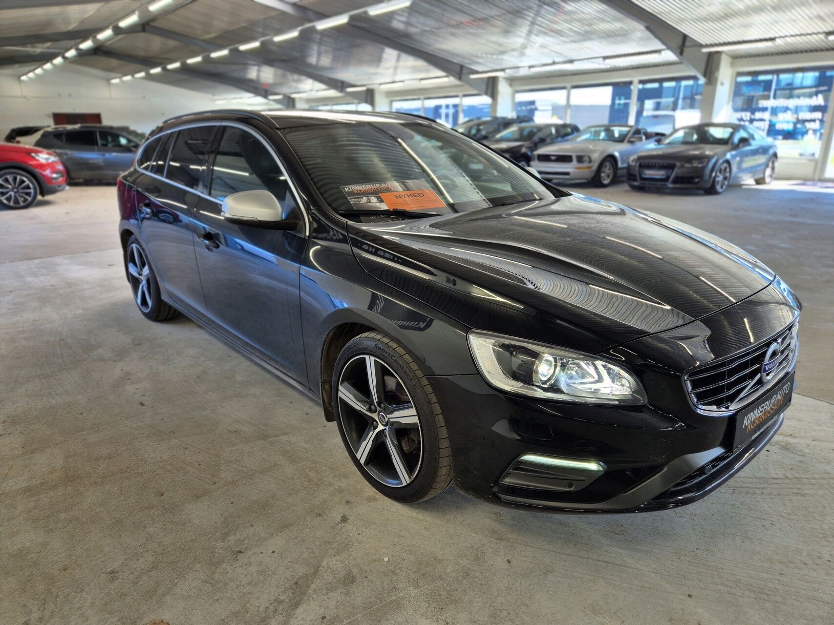 Billede af Volvo V60 2,0 T4 R-design 190HK Stc 6g Aut.