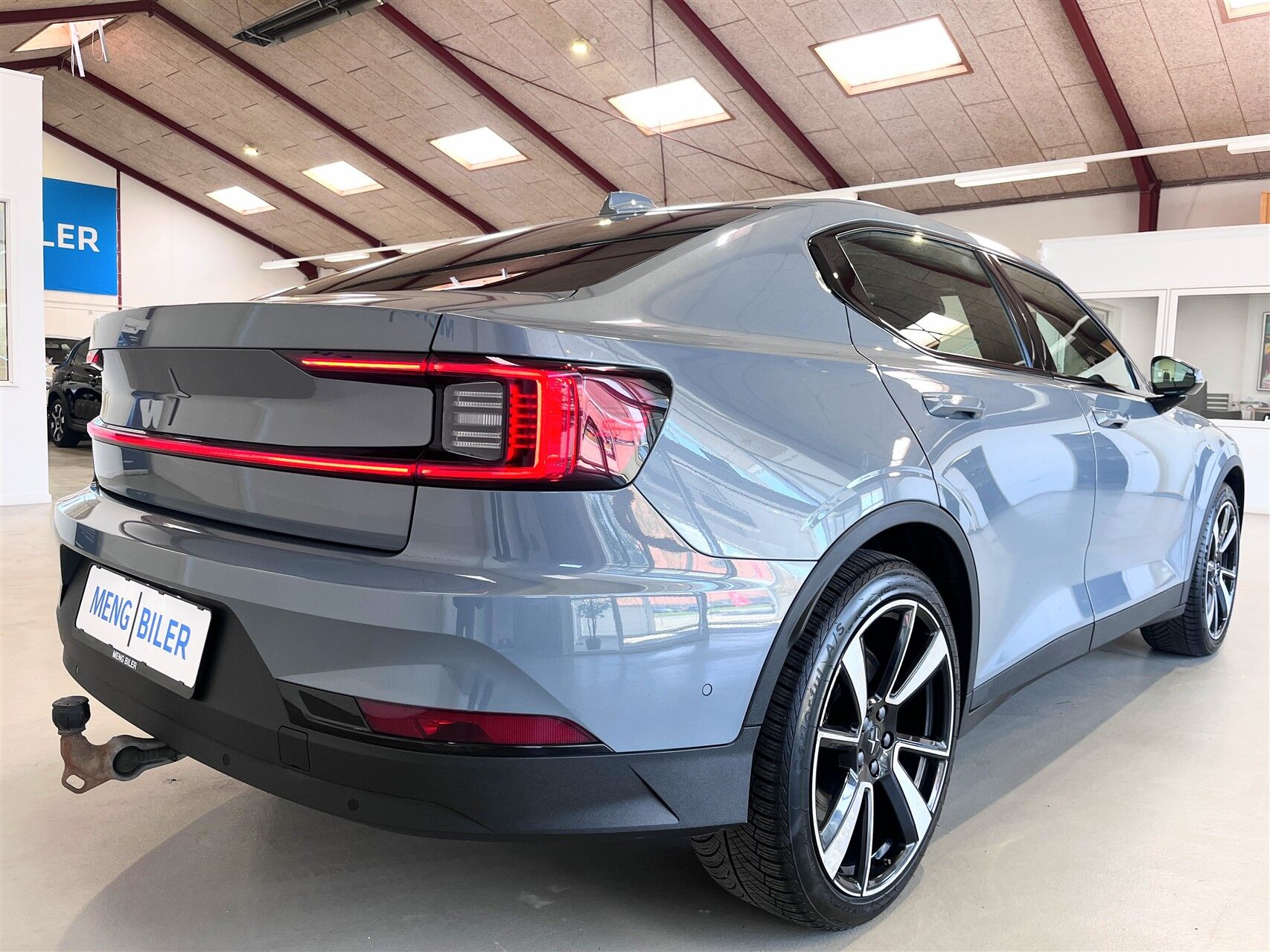 Billede af Polestar 2 EL Intro Dual motor AWD 408HK 5d Aut.