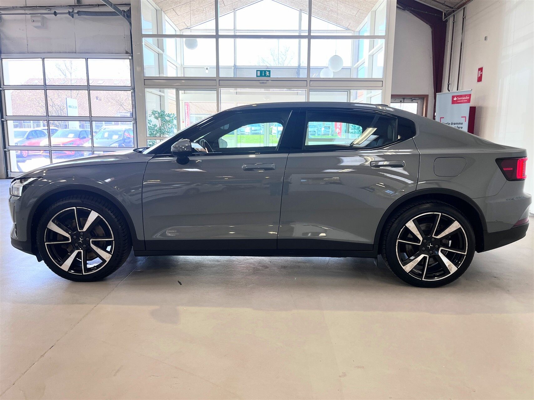 Billede af Polestar 2 EL Intro Dual motor AWD 408HK 5d Aut.