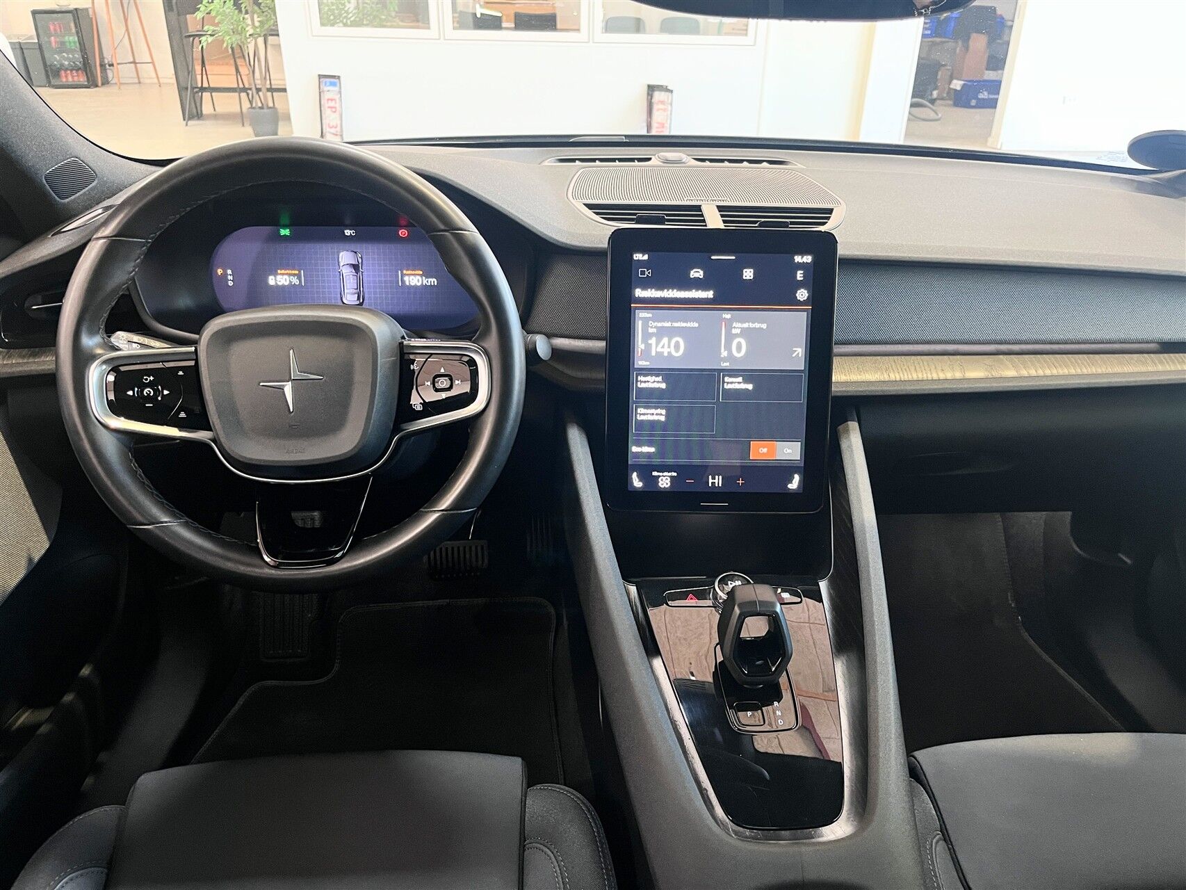 Billede af Polestar 2 EL Intro Dual motor AWD 408HK 5d Aut.