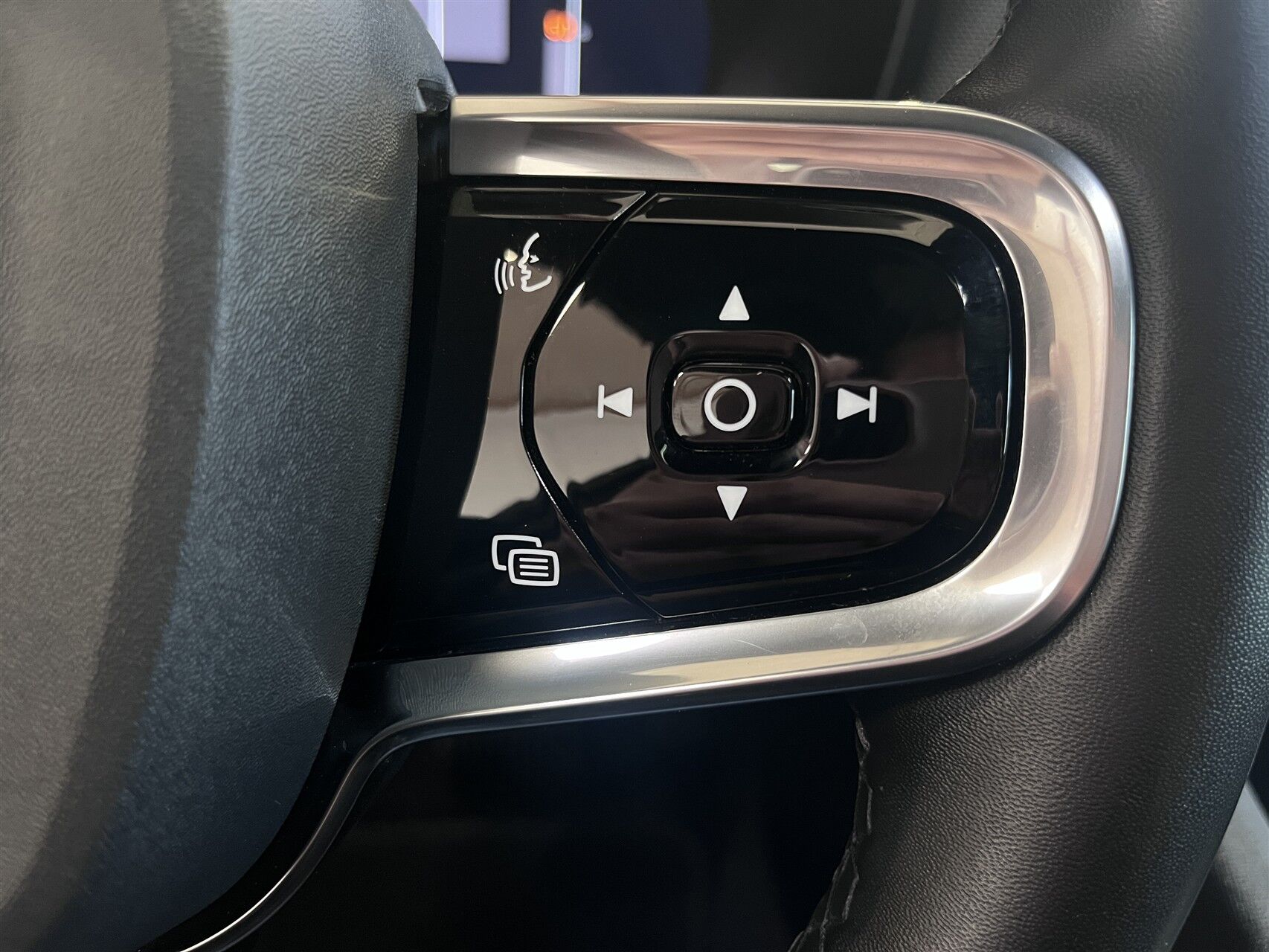 Billede af Polestar 2 EL Intro Dual motor AWD 408HK 5d Aut.