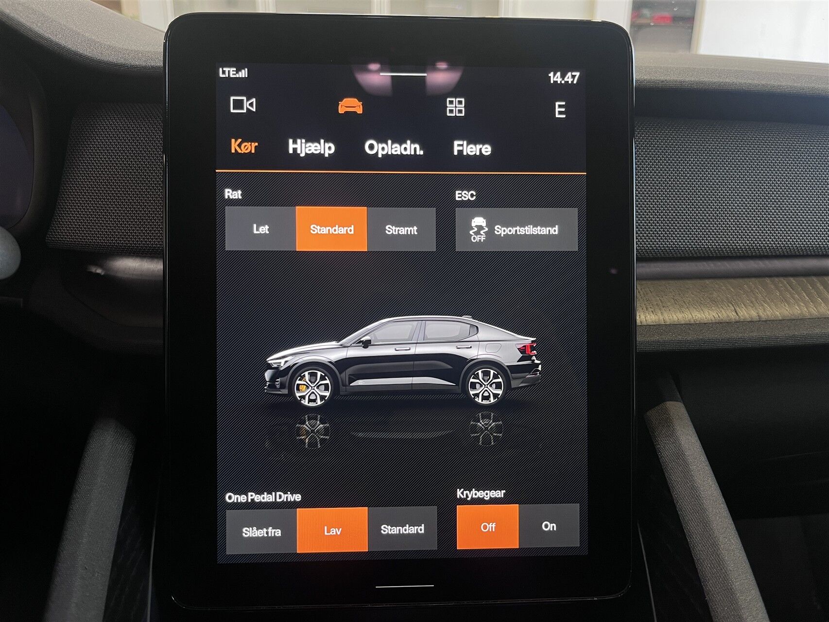 Billede af Polestar 2 EL Intro Dual motor AWD 408HK 5d Aut.