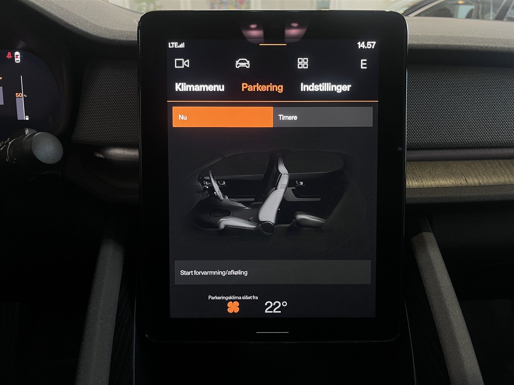 Billede af Polestar 2 EL Intro Dual motor AWD 408HK 5d Aut.