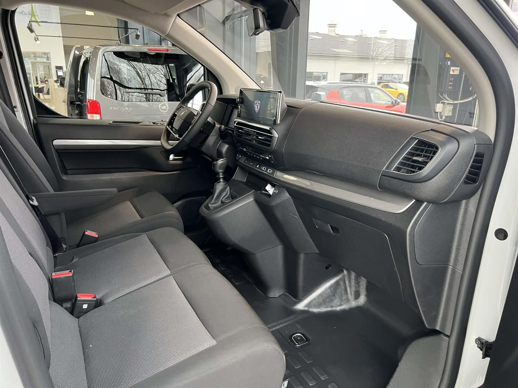 Billede af Peugeot Expert L3 2,0 BlueHDi Premium 144HK Van 6g
