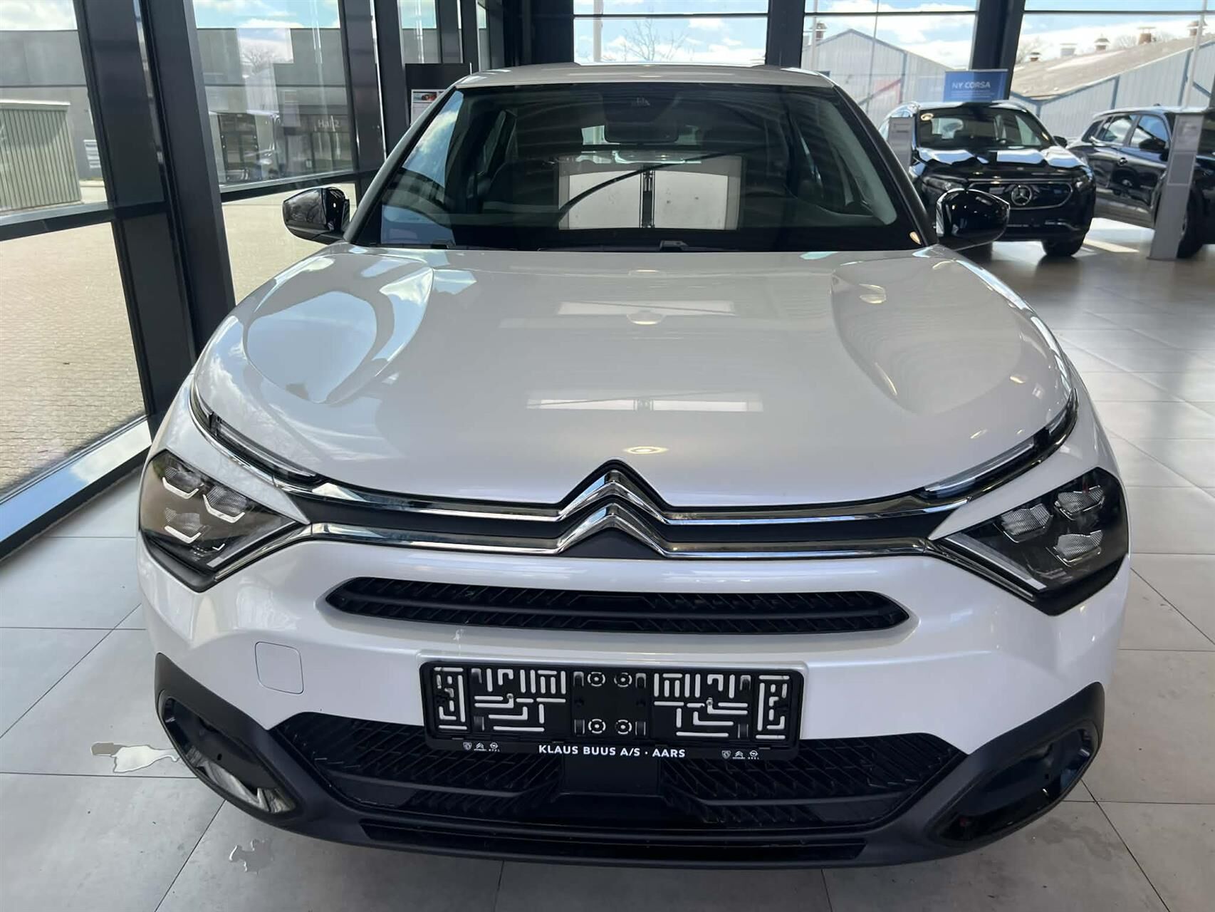 Billede af Citroën e-C4 EL Shine Ltd. 136HK 5d Aut.