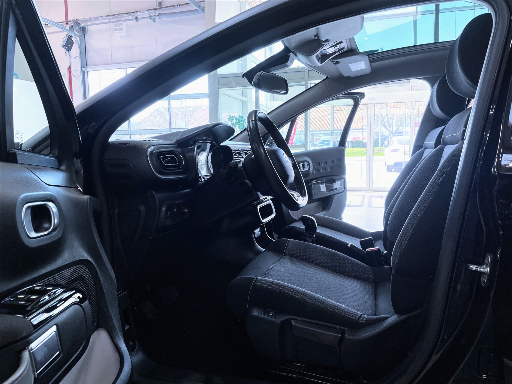 Billede af Citroën C3 1,2 PureTech VTR Attaque start/stop 82HK 5d