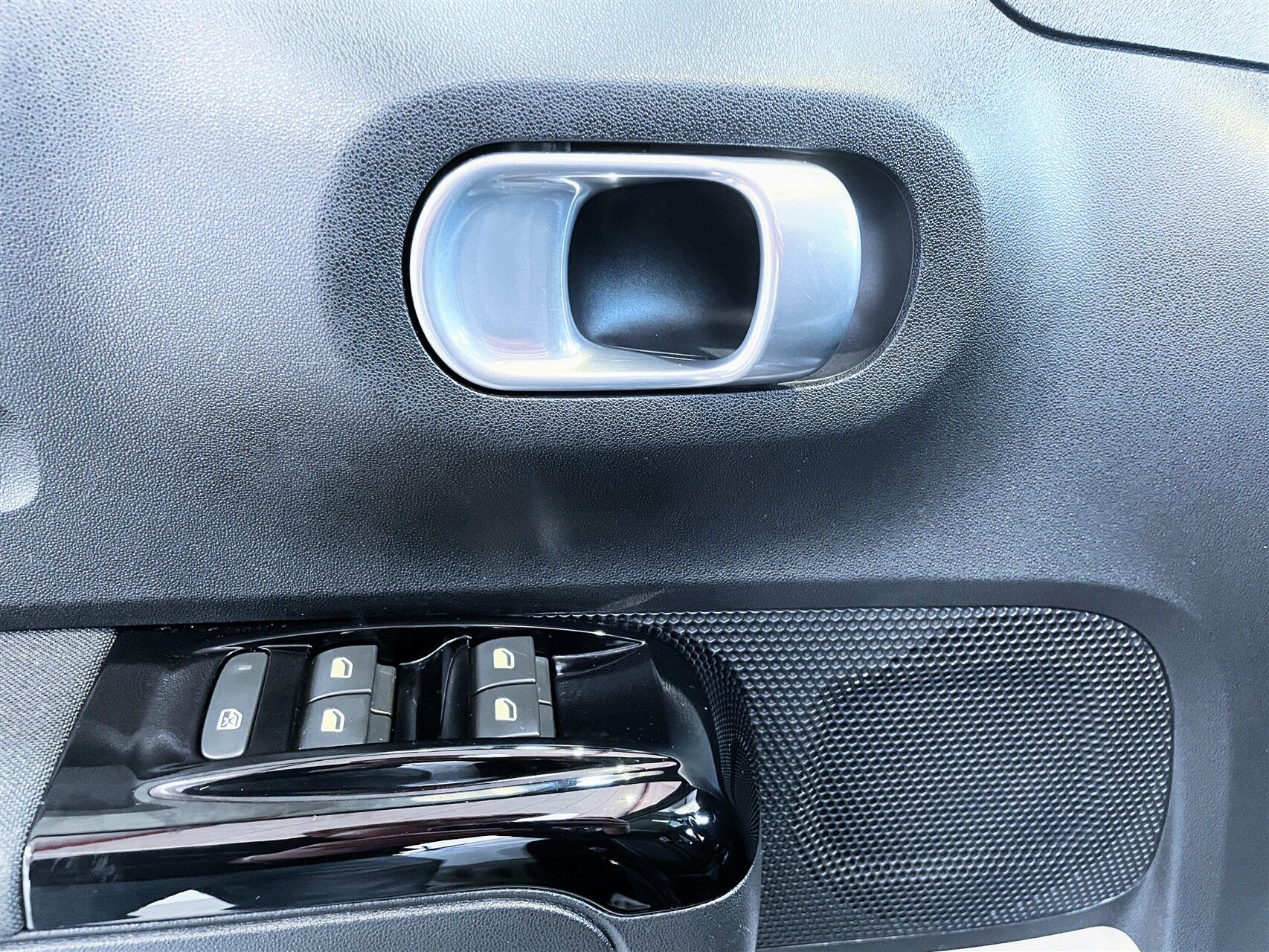 Billede af Citroën C3 1,2 PureTech VTR Attaque start/stop 82HK 5d