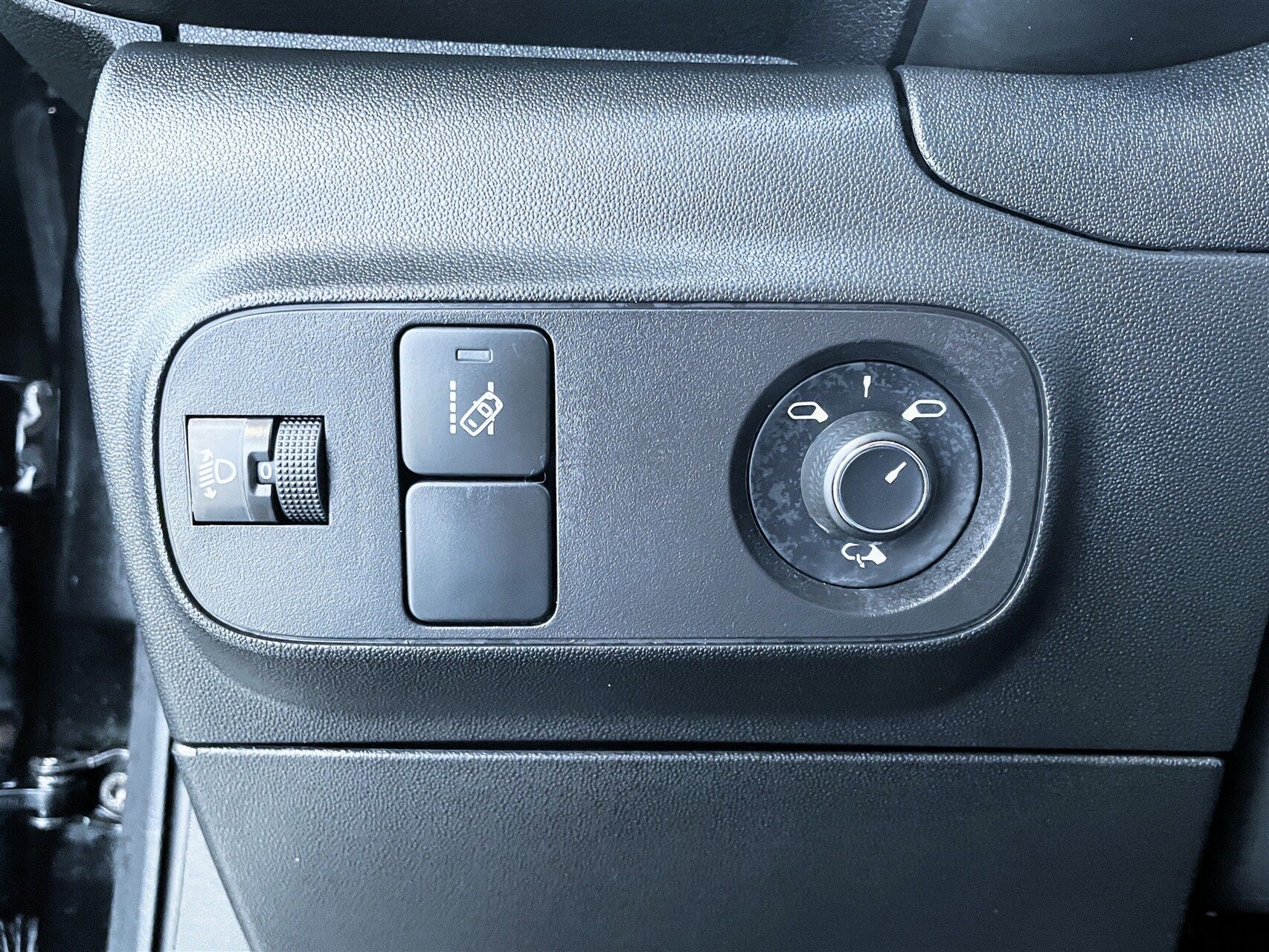 Billede af Citroën C3 1,2 PureTech VTR Attaque start/stop 82HK 5d