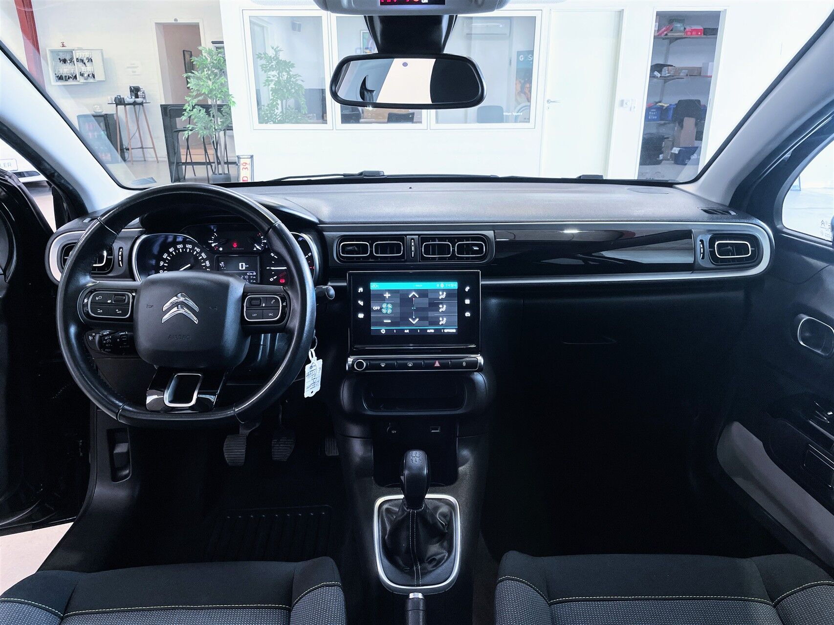 Billede af Citroën C3 1,2 PureTech VTR Attaque start/stop 82HK 5d