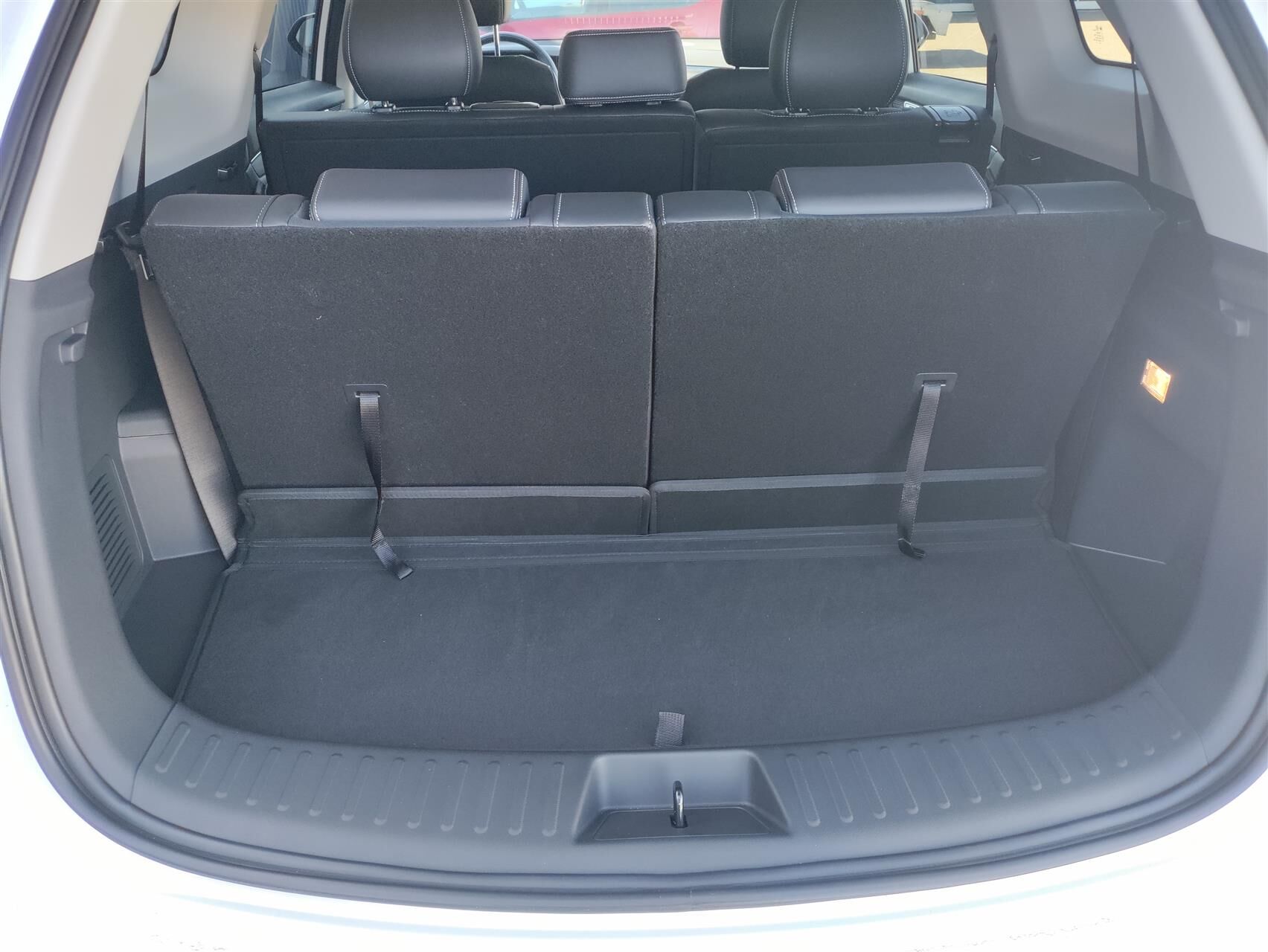 Billede af Navor E5 1,5 Plugin-hybrid Rock E-CVT 218HK 5d Aut.