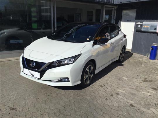 Nissan Leaf EL Tekna 62 kWh 214HK 5d Aut.