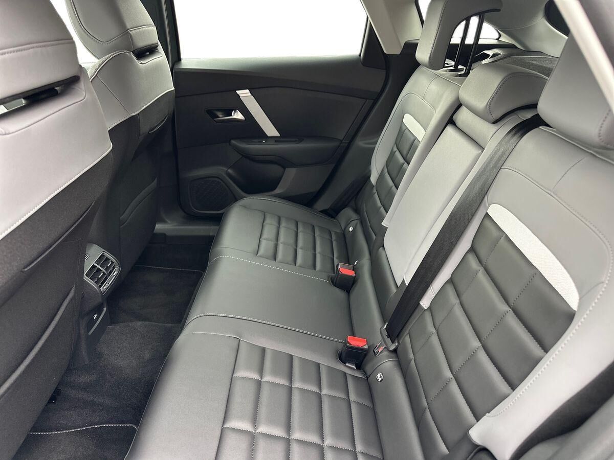 Billede af Citroën e-C4 EL Max 156HK 5d Aut.