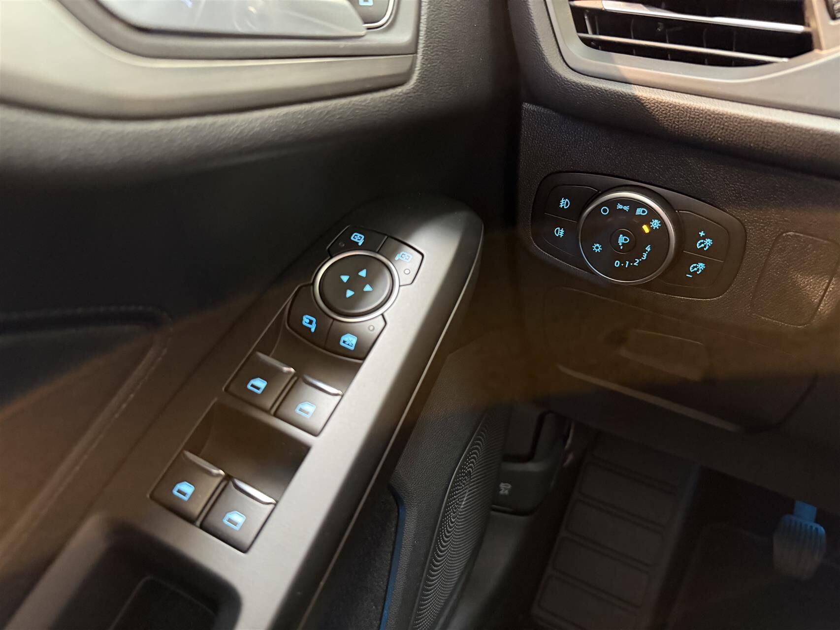 Billede af Ford Focus 1,0 EcoBoost Titanium Business 125HK Stc 6g