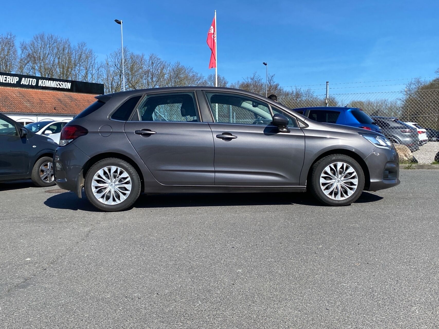 Billede af Citroën C4 1,6 Blue HDi Live start/stop 100HK 5d