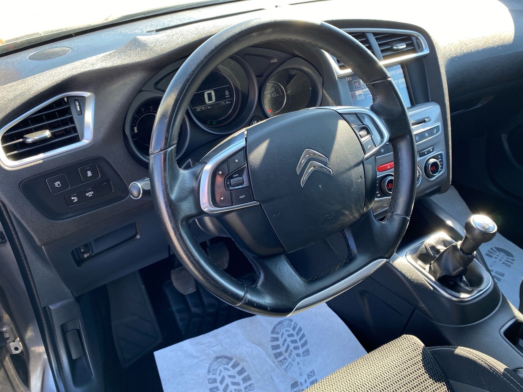 Billede af Citroën C4 1,6 Blue HDi Live start/stop 100HK 5d