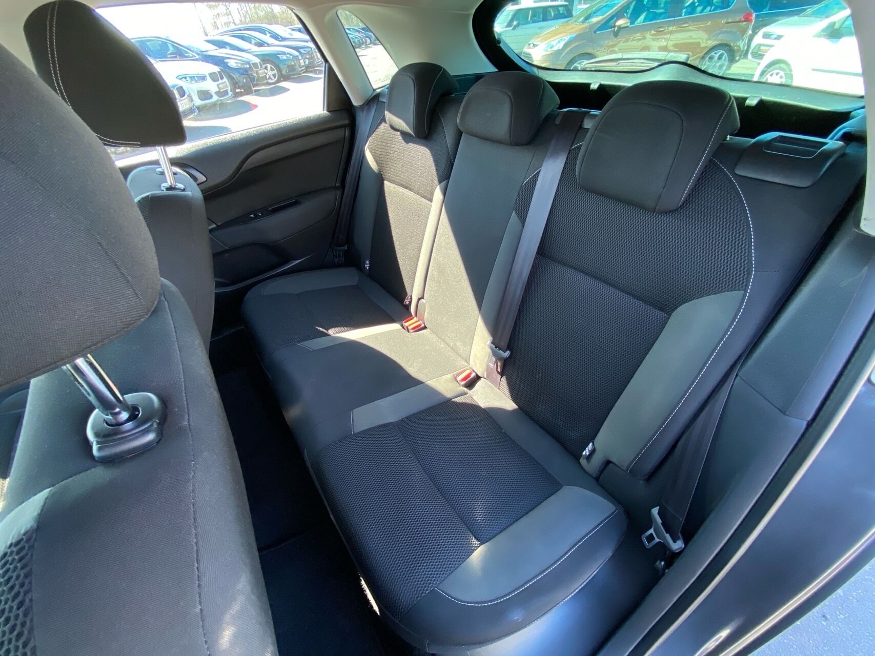 Billede af Citroën C4 1,6 Blue HDi Live start/stop 100HK 5d