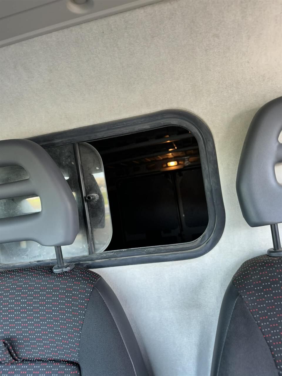 Billede af Peugeot Boxer 330 L2H1 2,2 HDI 110HK Van 6g