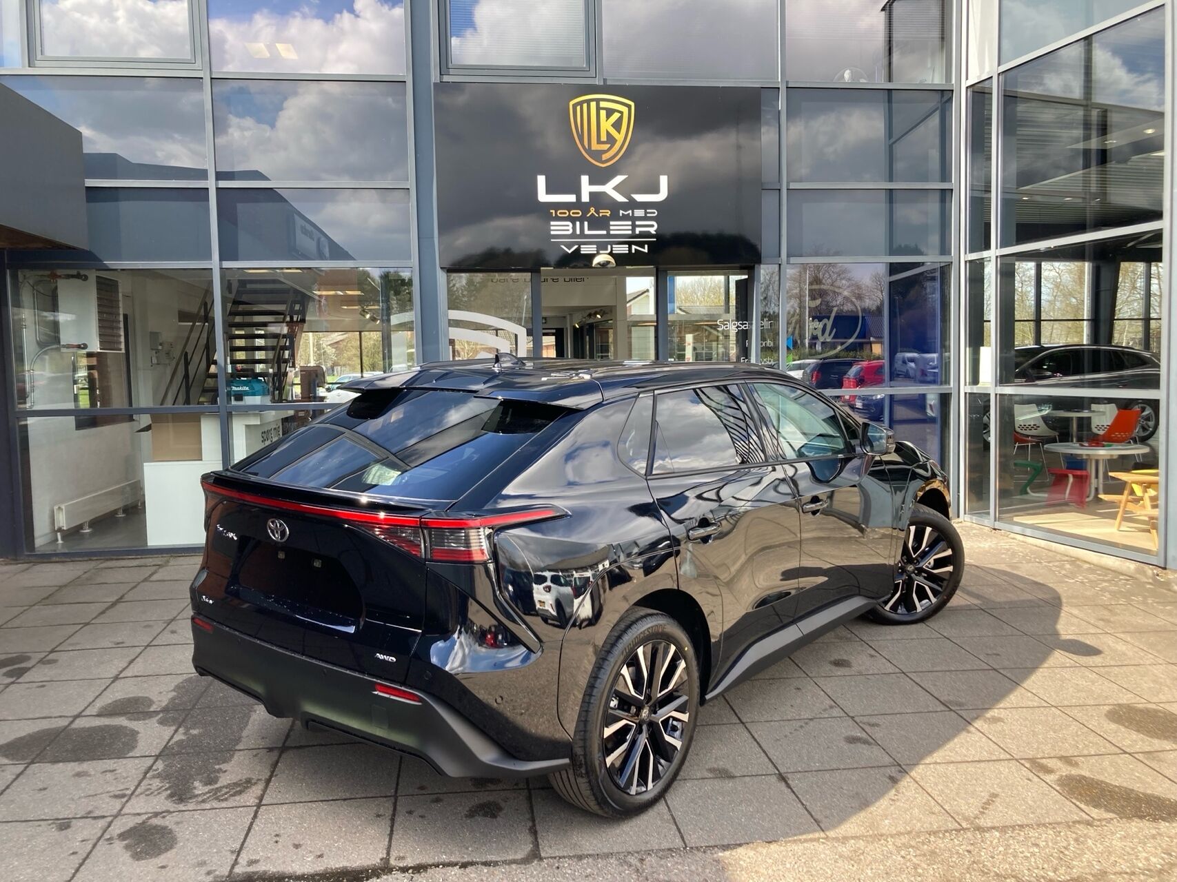 Billede af Toyota bZ4X EL Executive AWD 343HK 5d Aut.