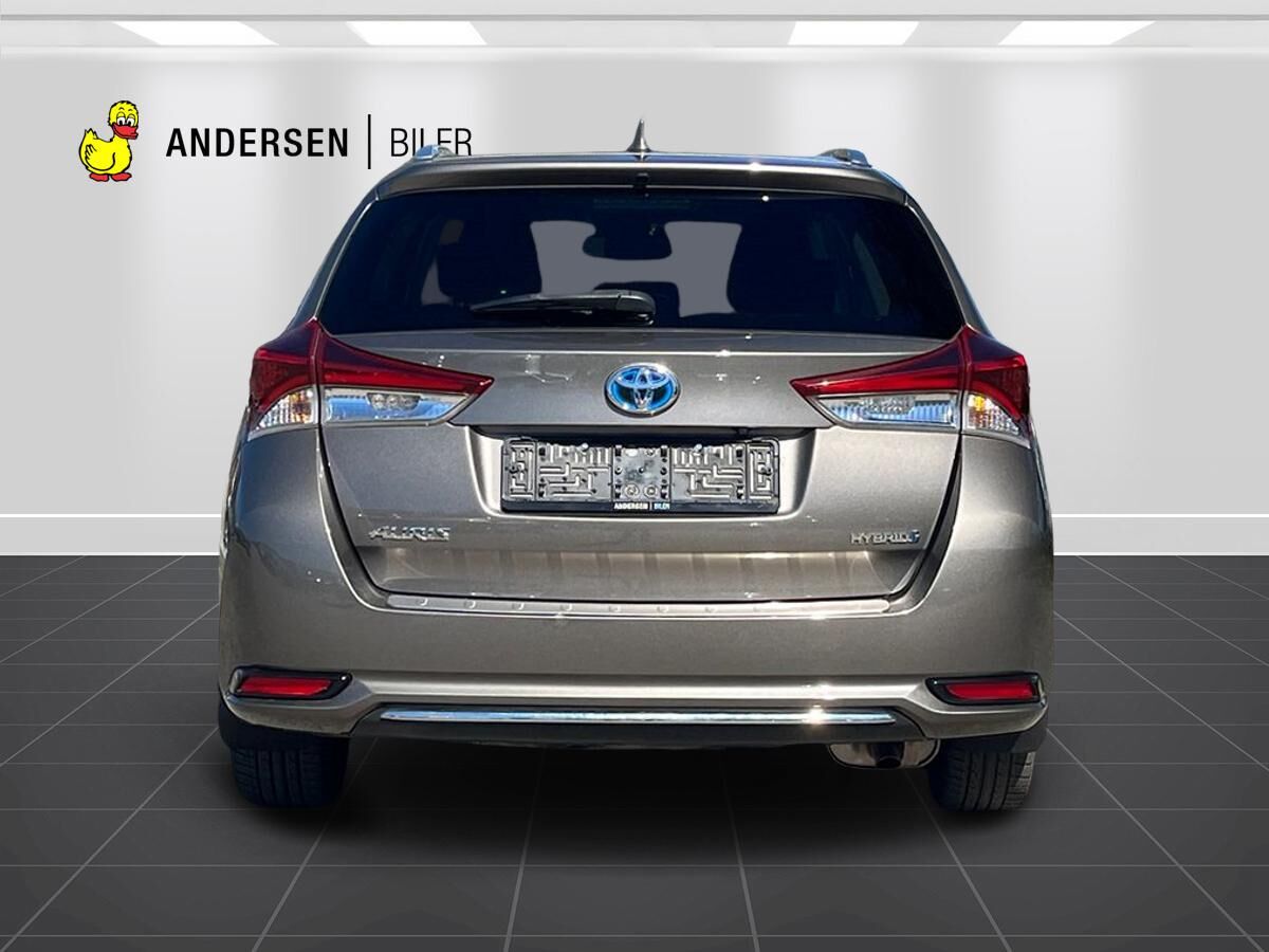 Billede af Toyota Auris Touring Sports 1,8 Hybrid H2 Selected 136HK Stc Aut.
