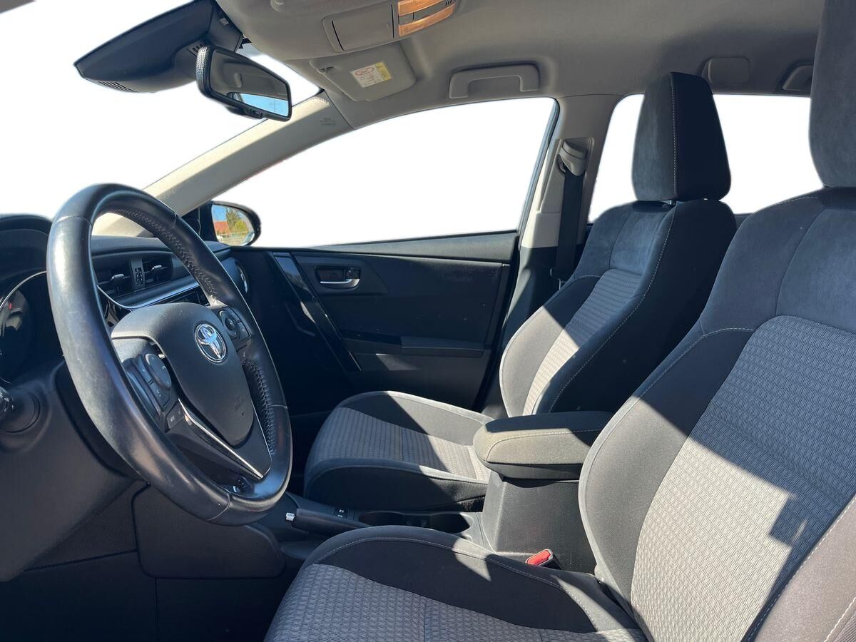 Billede af Toyota Auris Touring Sports 1,8 Hybrid H2 Selected 136HK Stc Aut.