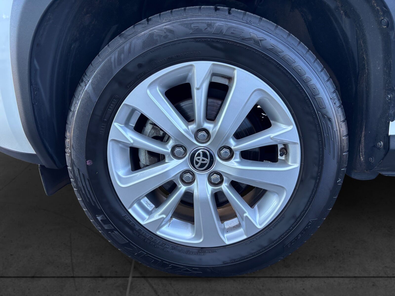 Billede af Toyota Yaris Cross 1,5 Hybrid Active 116HK 5d Trinl. Gear
