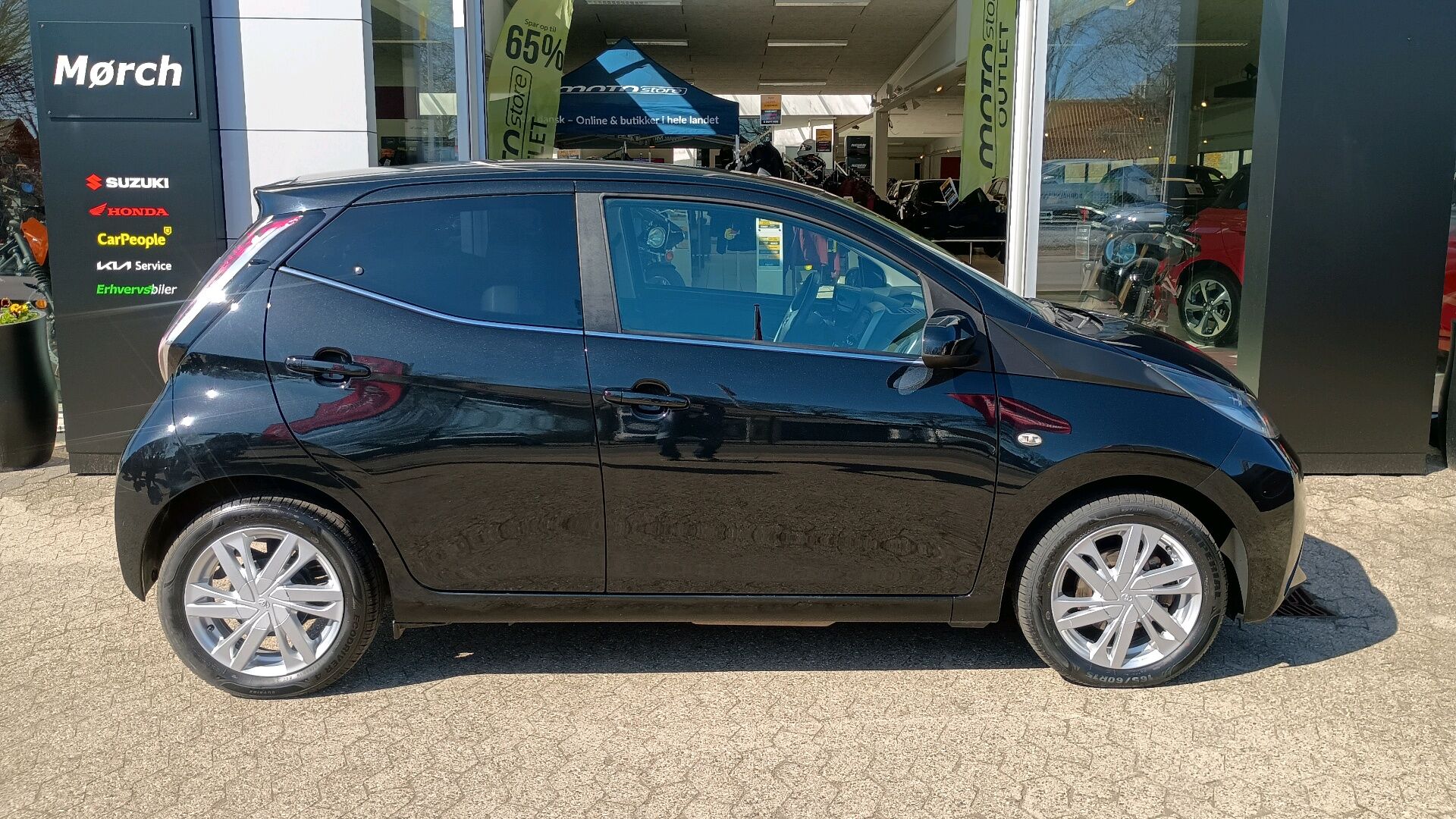 Billede af Toyota Aygo 1,0 VVT-I X-Black II 69HK 5d