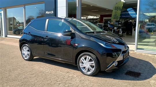 Toyota Aygo 1,0 VVT-I X-Black II 69HK 5d
