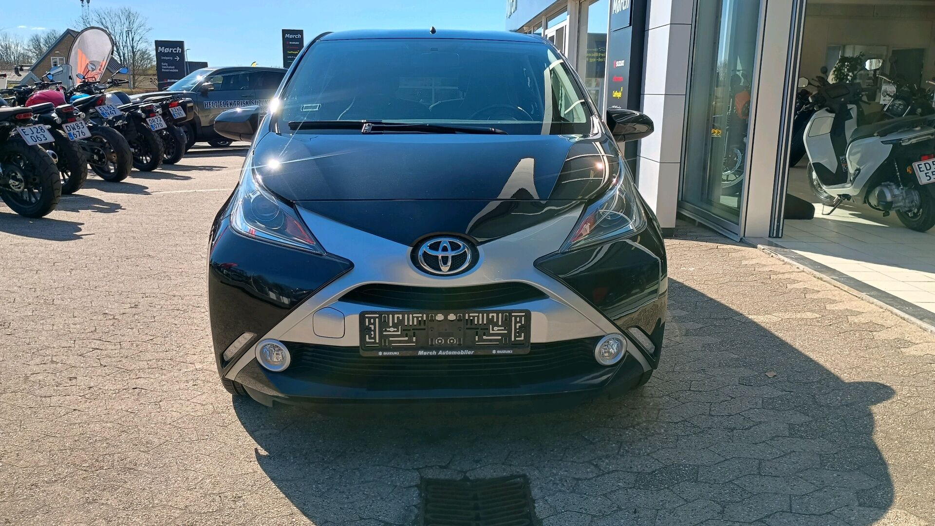 Billede af Toyota Aygo 1,0 VVT-I X-Black II 69HK 5d