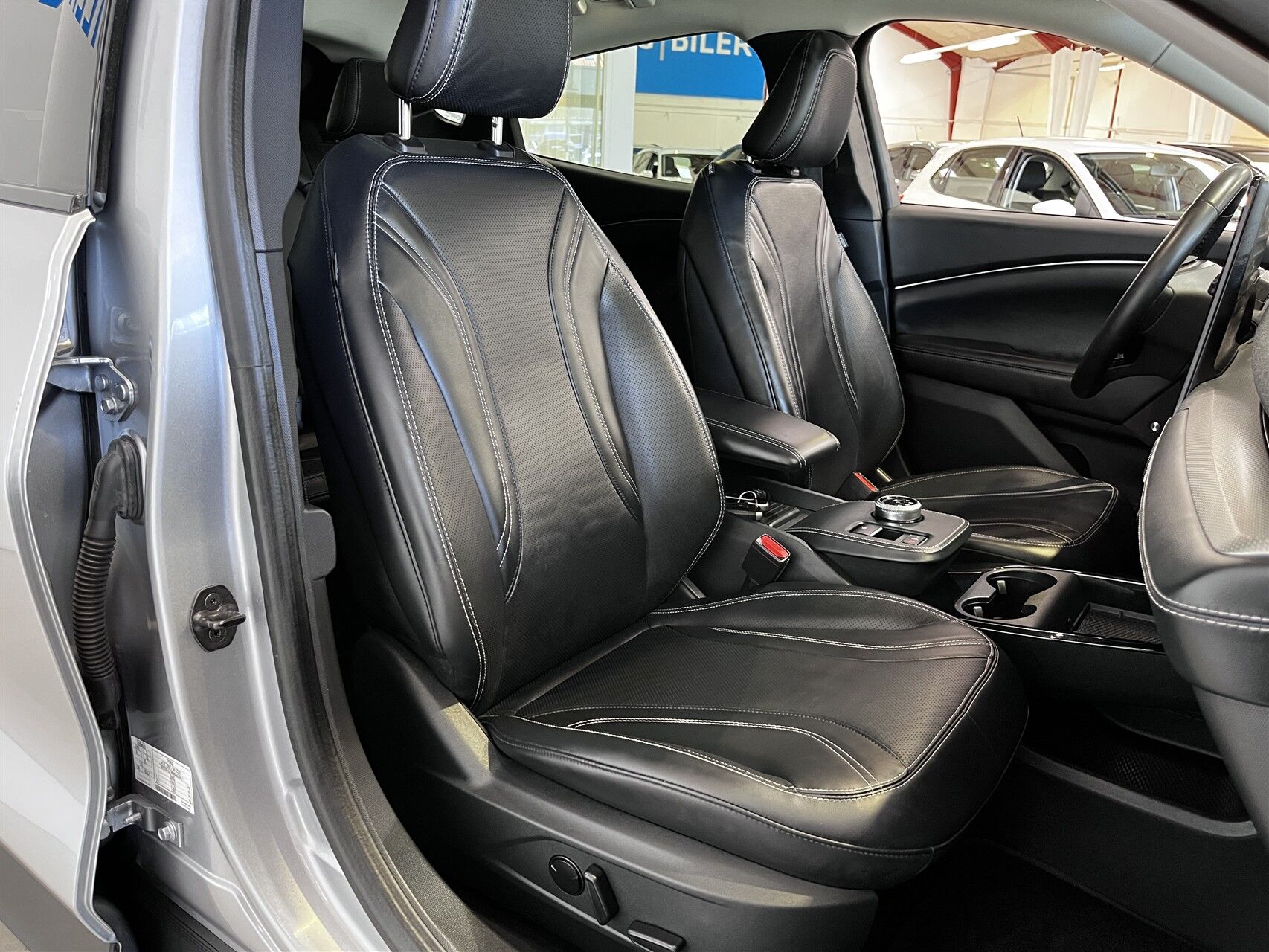 Billede af Ford Mustang Mach-E EL UR Premium 294HK 5d Aut.