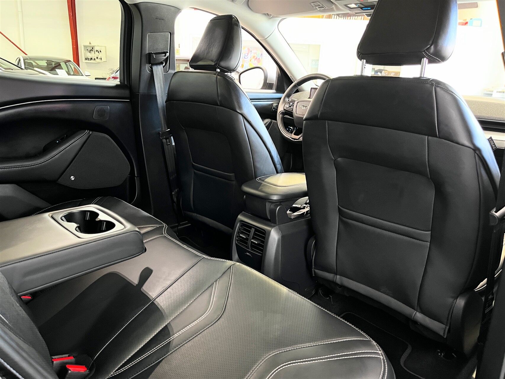 Billede af Ford Mustang Mach-E EL UR Premium 294HK 5d Aut.