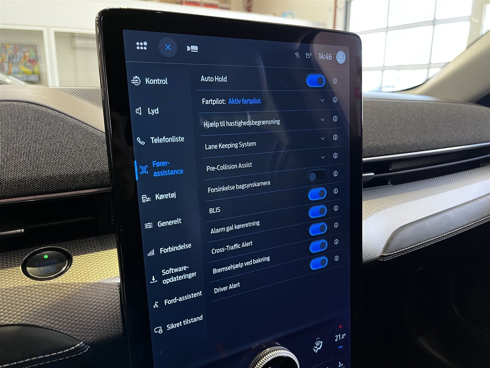 Billede af Ford Mustang Mach-E EL UR Premium 294HK 5d Aut.