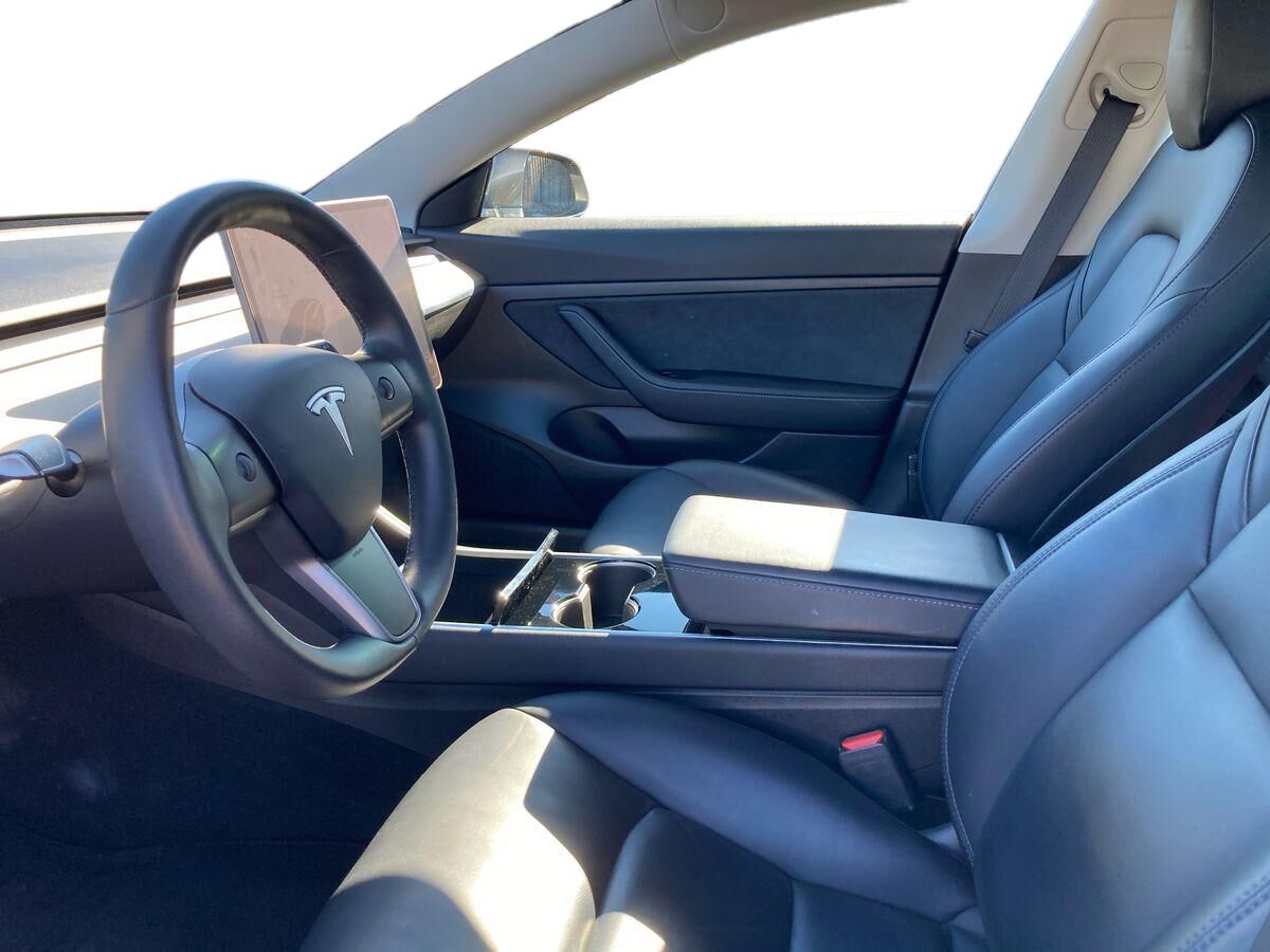 Billede af Tesla Model 3 EL Standard Range Plus 325HK Aut.