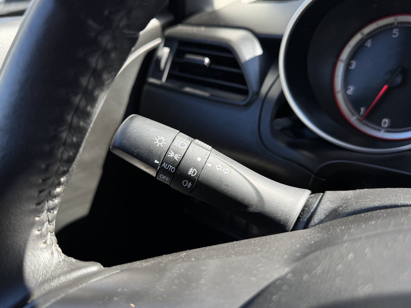 Billede af Suzuki Swift 1,2 Dualjet Action CVT 90HK 5d Aut.