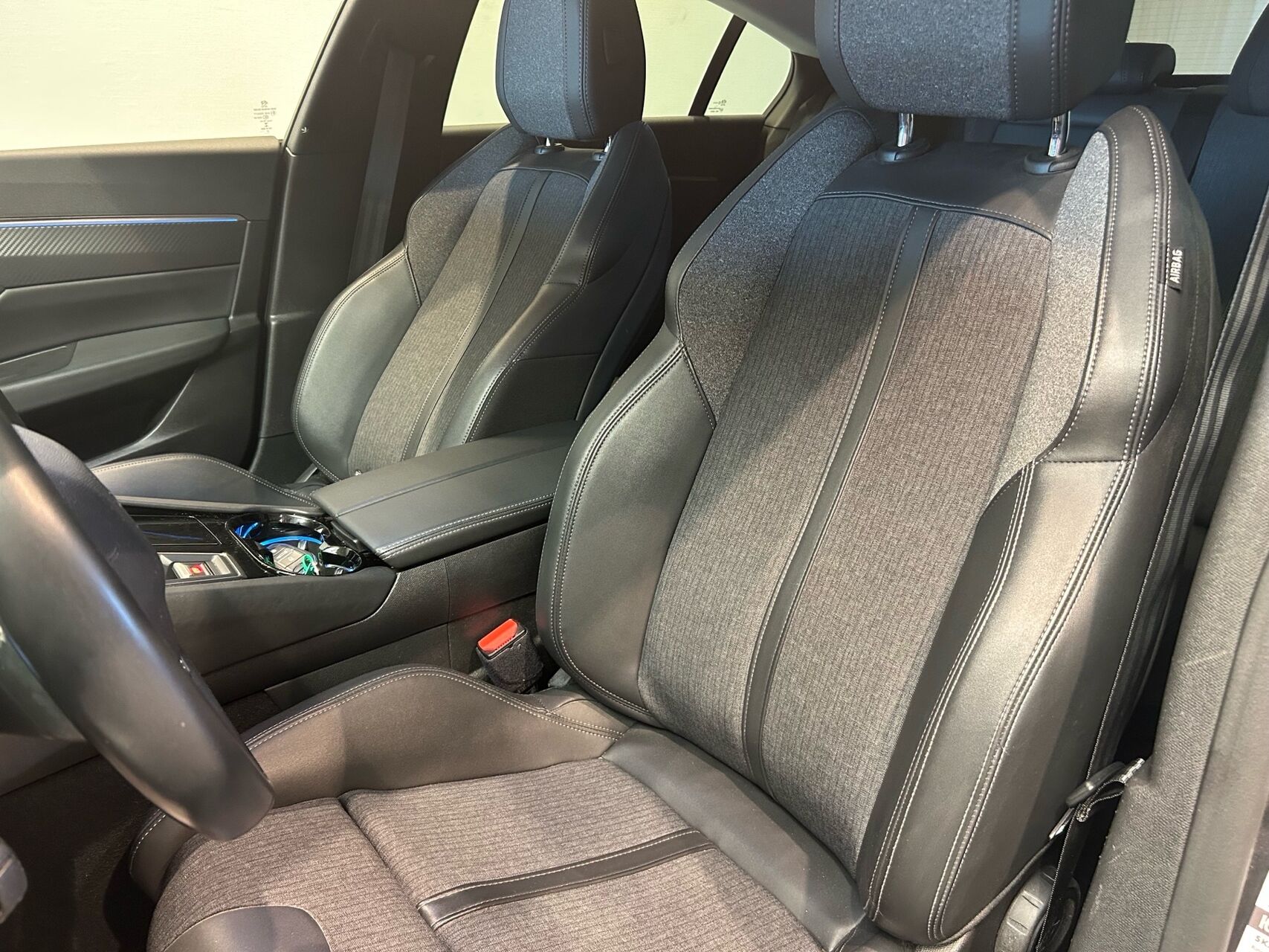 Billede af Peugeot 508 1,6 PureTech  Plugin-hybrid Allure Pack EAT8 start/stop 225HK 8g Aut.