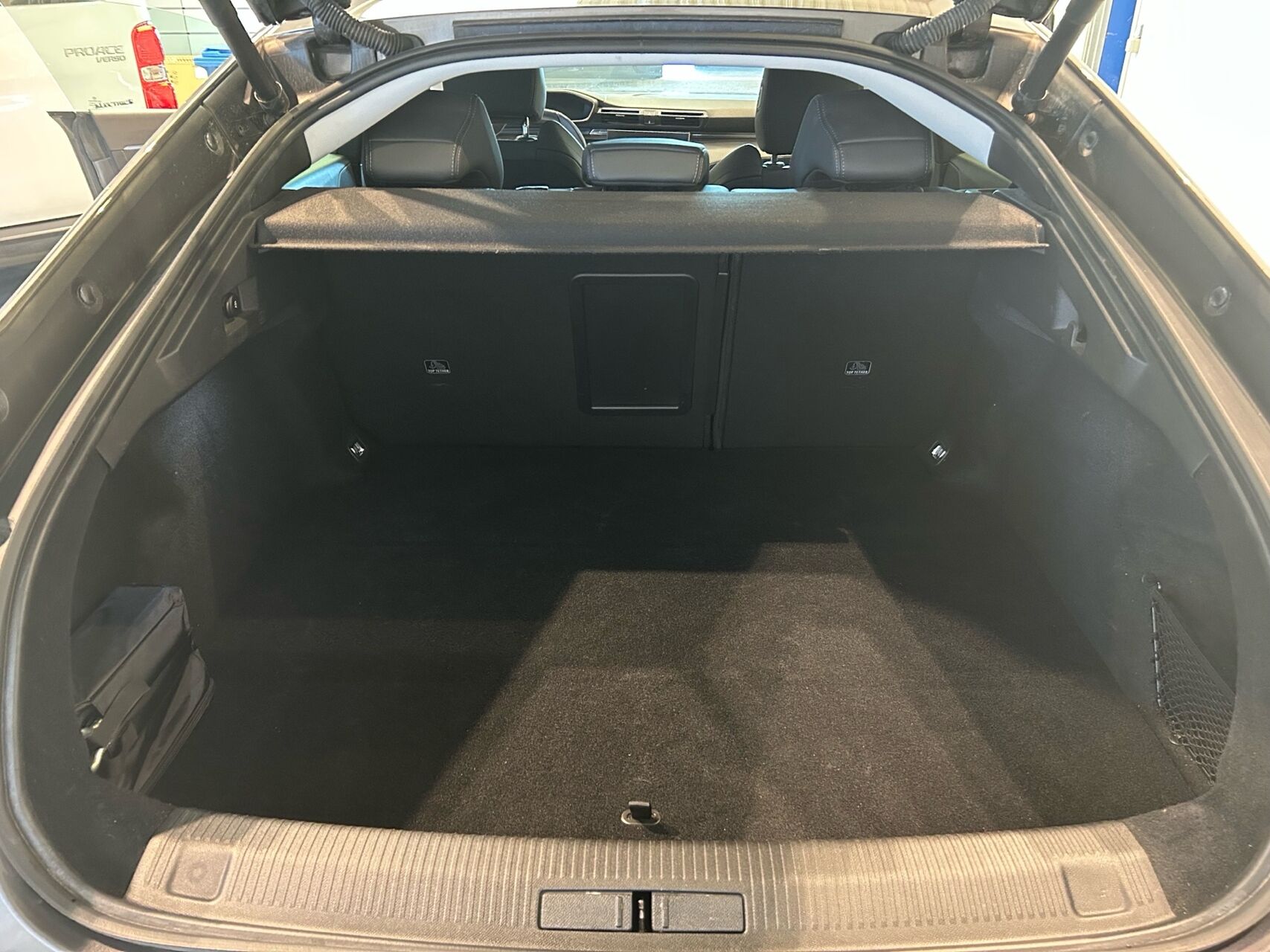 Billede af Peugeot 508 1,6 PureTech  Plugin-hybrid Allure Pack EAT8 start/stop 225HK 8g Aut.