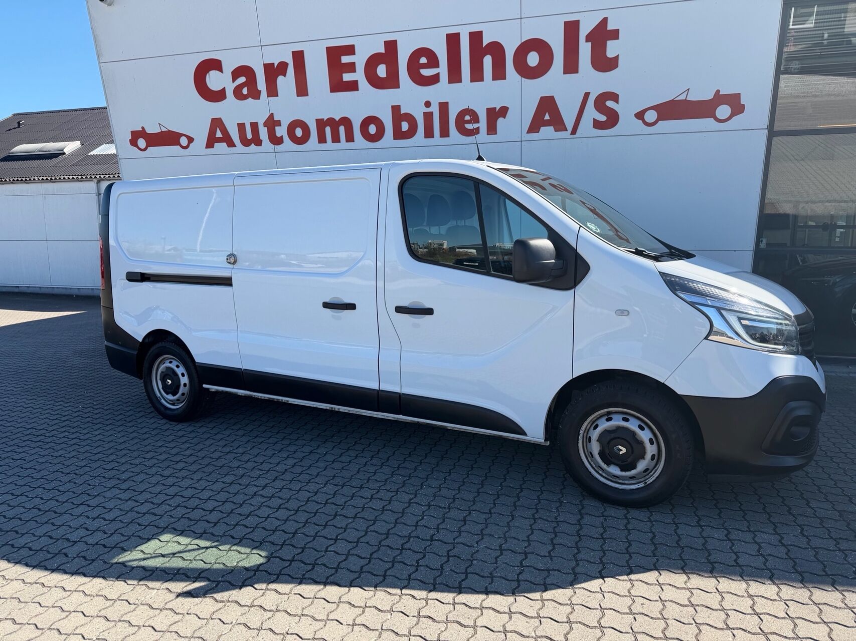 Billede af Renault Trafic T29 L2H1 2,0 DCI 120HK Van 6g