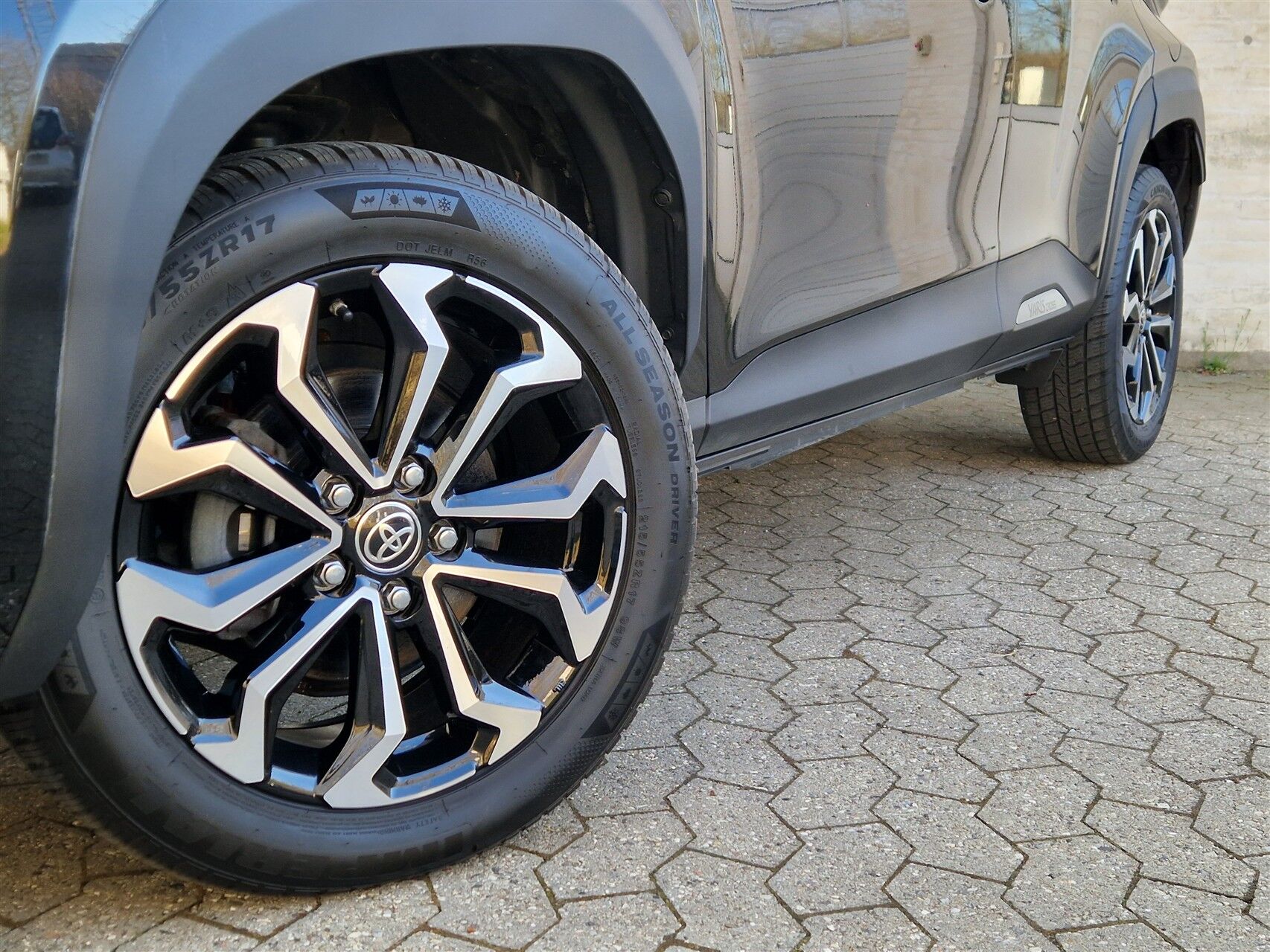 Billede af Toyota Yaris Cross 1,5 Hybrid Style 116HK 5d Trinl. Gear