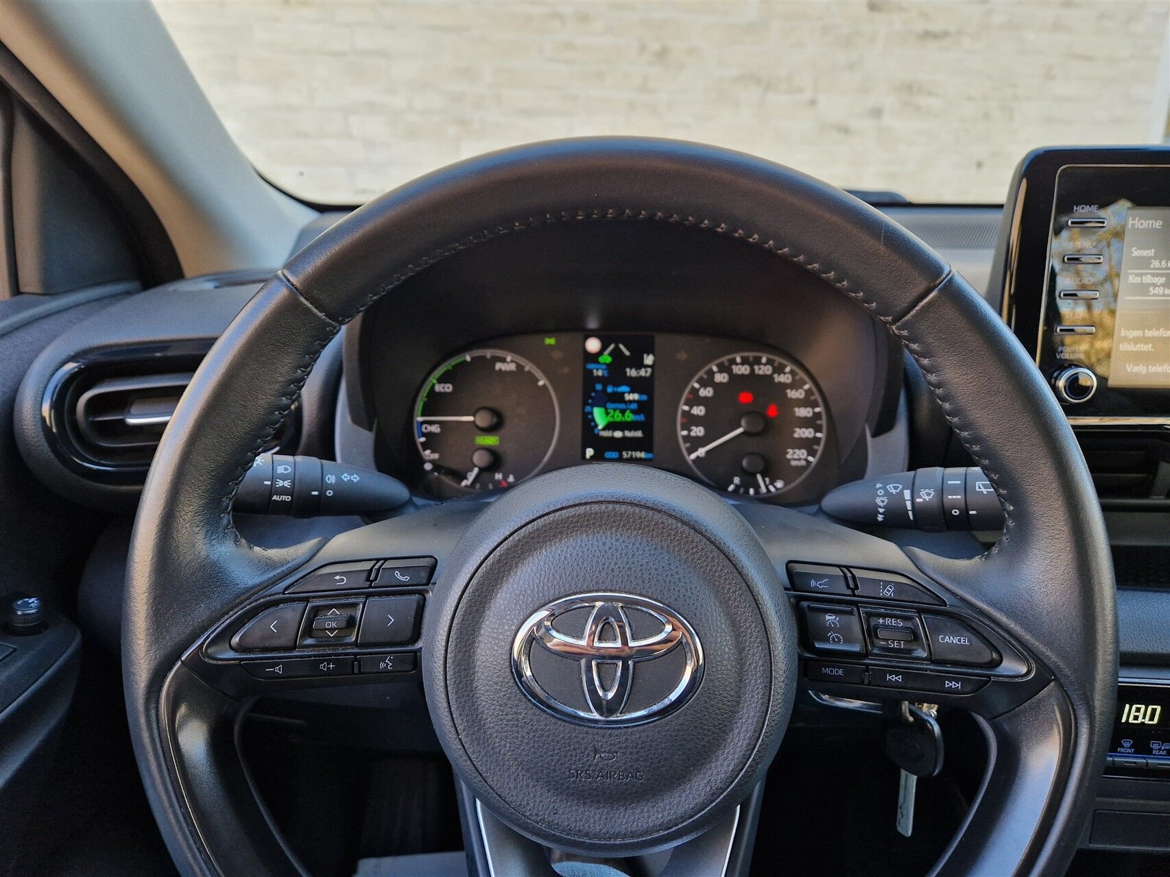 Billede af Toyota Yaris 1,5 Hybrid Essential Comfort 116HK 5d Trinl. Gear