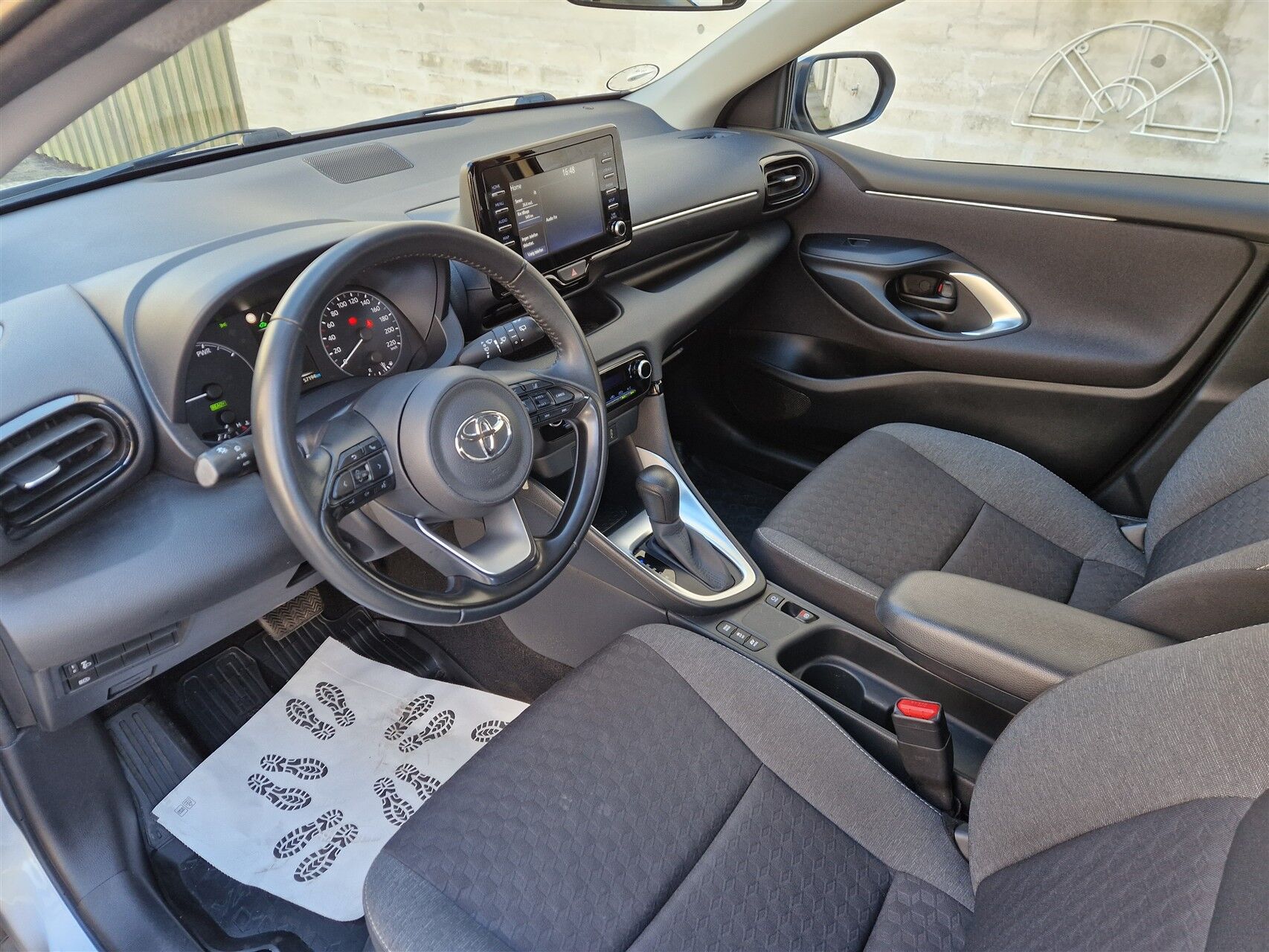 Billede af Toyota Yaris 1,5 Hybrid Essential Comfort 116HK 5d Trinl. Gear