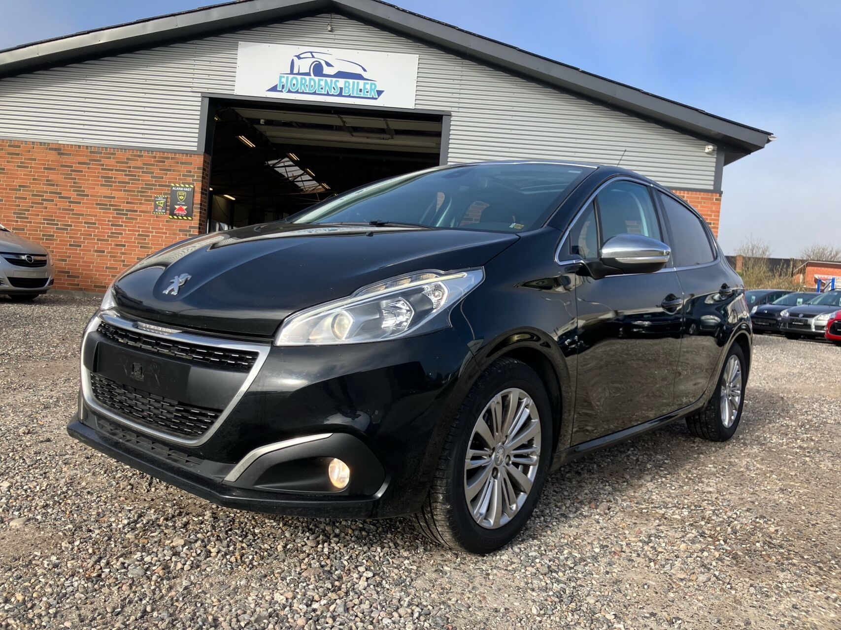 Billede af Peugeot 208 1,6 BlueHDi Allure Sky 100HK 5d