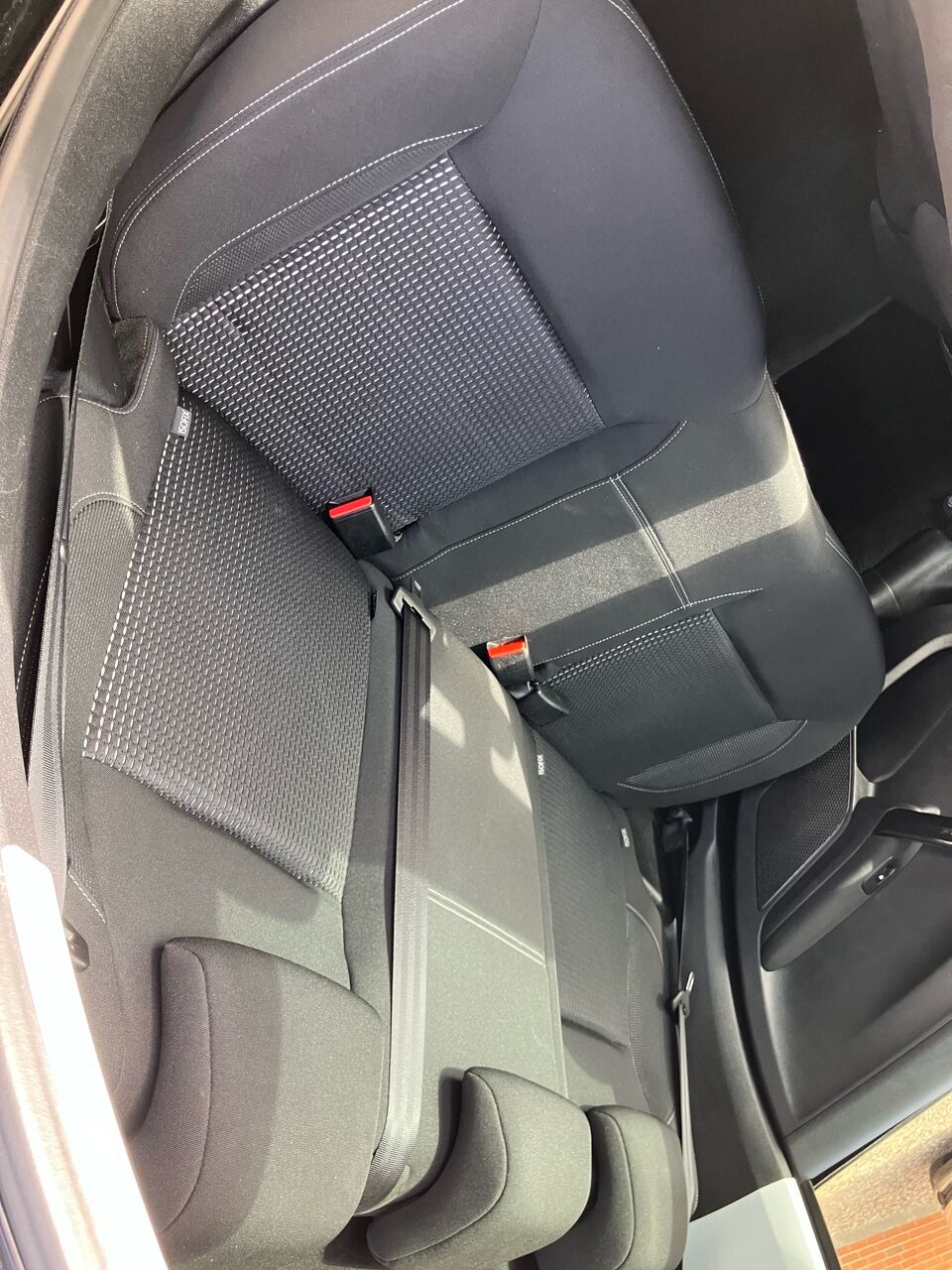 Billede af Peugeot 208 1,6 BlueHDi Allure Sky 100HK 5d