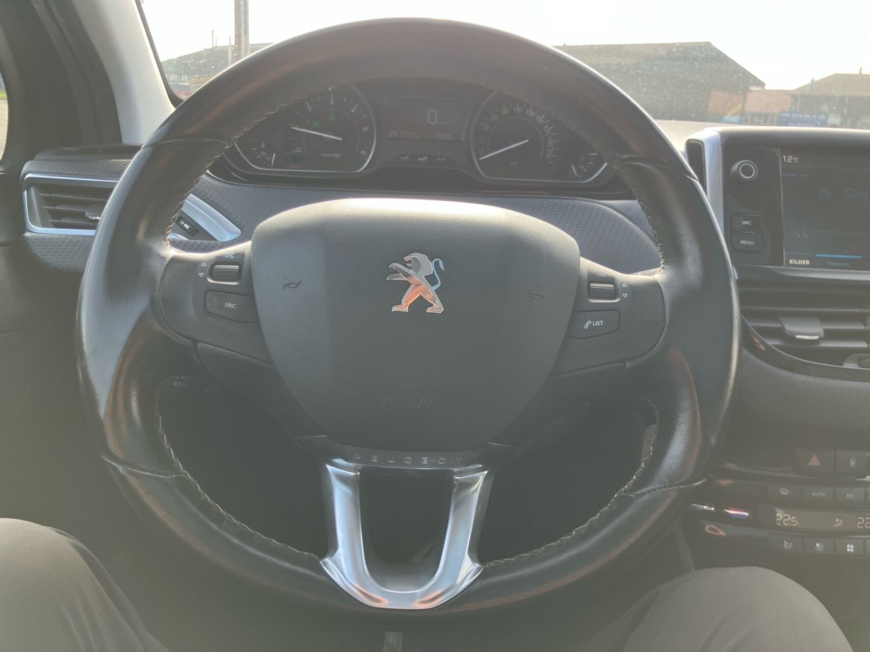 Billede af Peugeot 208 1,6 BlueHDi Allure Sky 100HK 5d