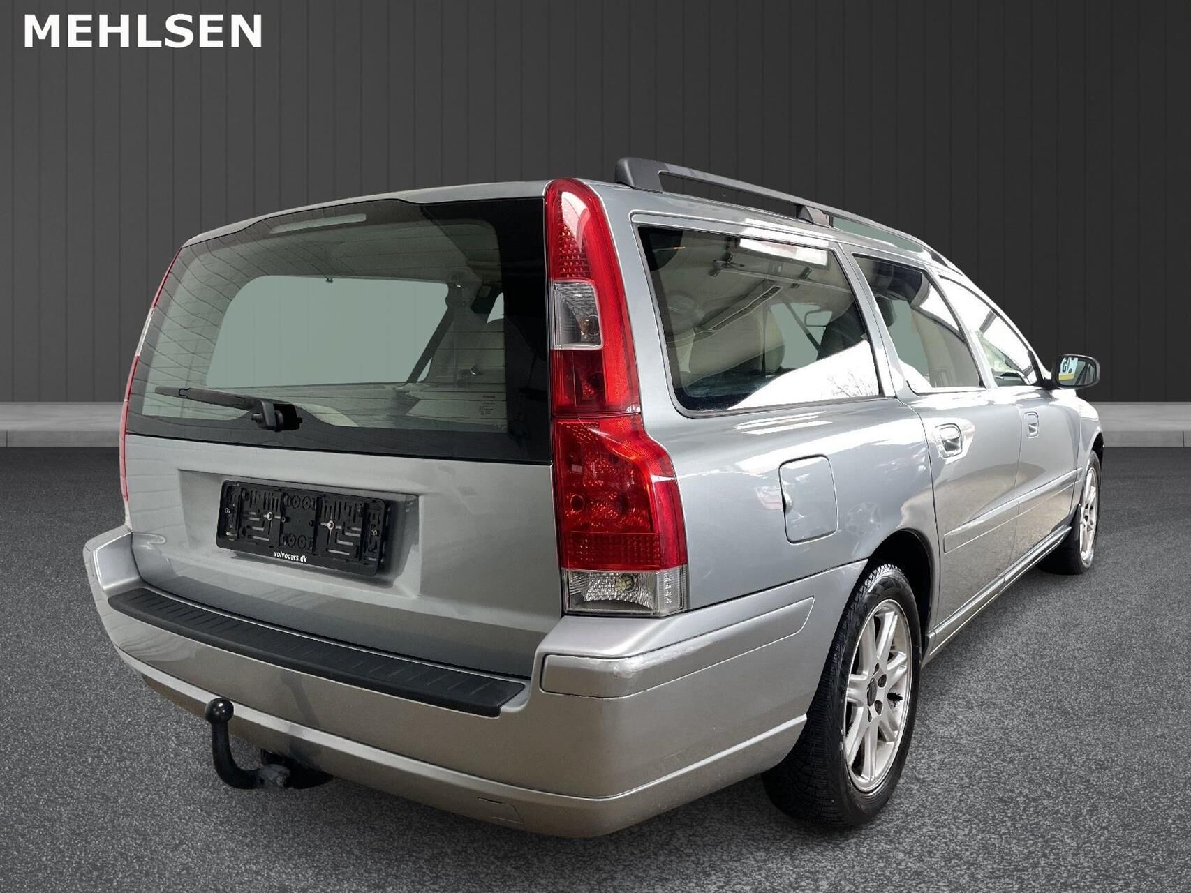 Billede af Volvo V70 2,4 Momentum 140HK Stc