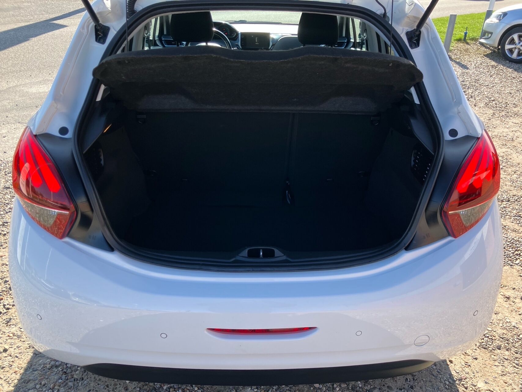 Billede af Peugeot 208 1,6 BlueHDi Desire 100HK 5d