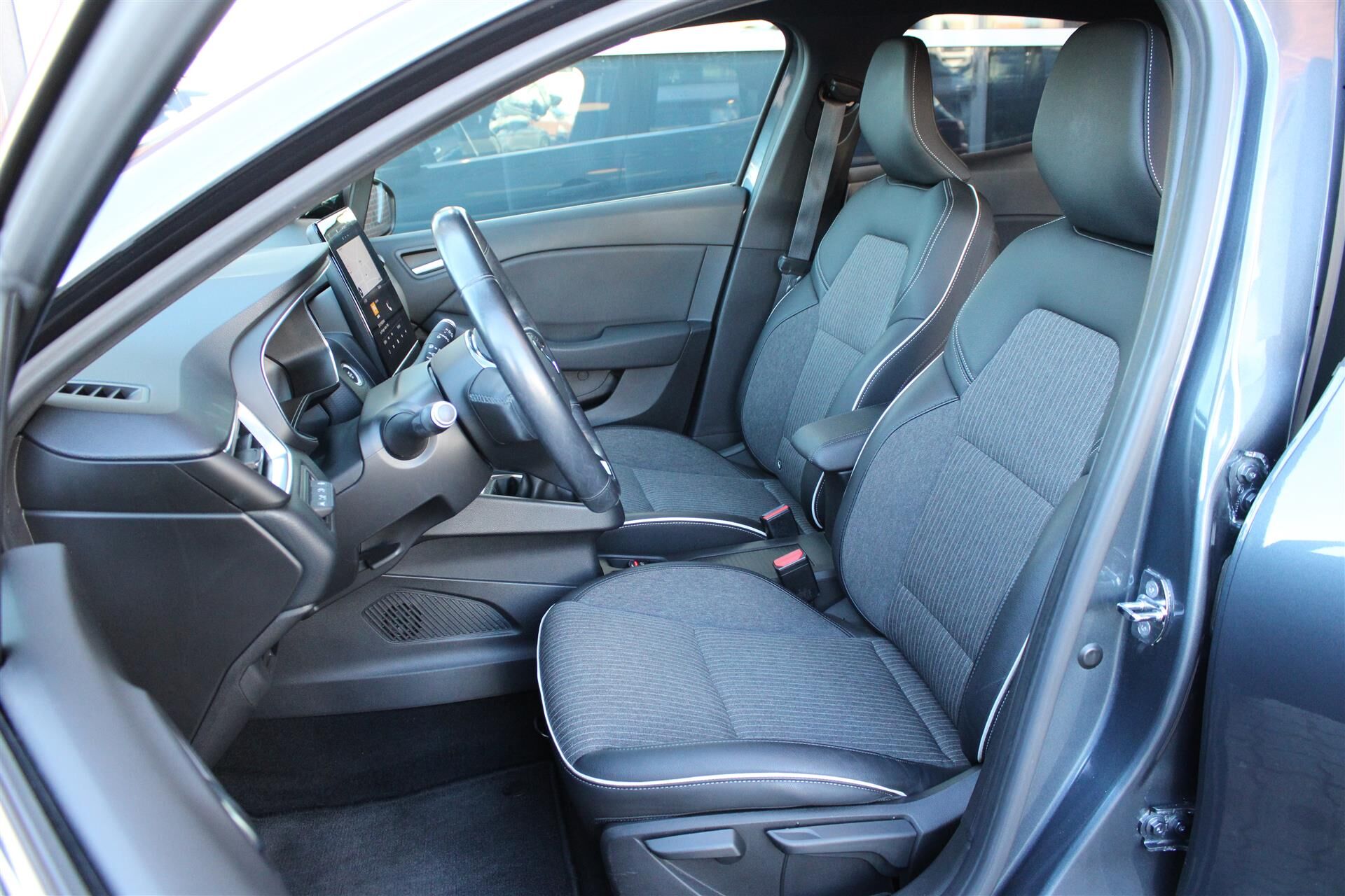 Billede af Renault Clio 1,0 TCE Intens 100HK 5d