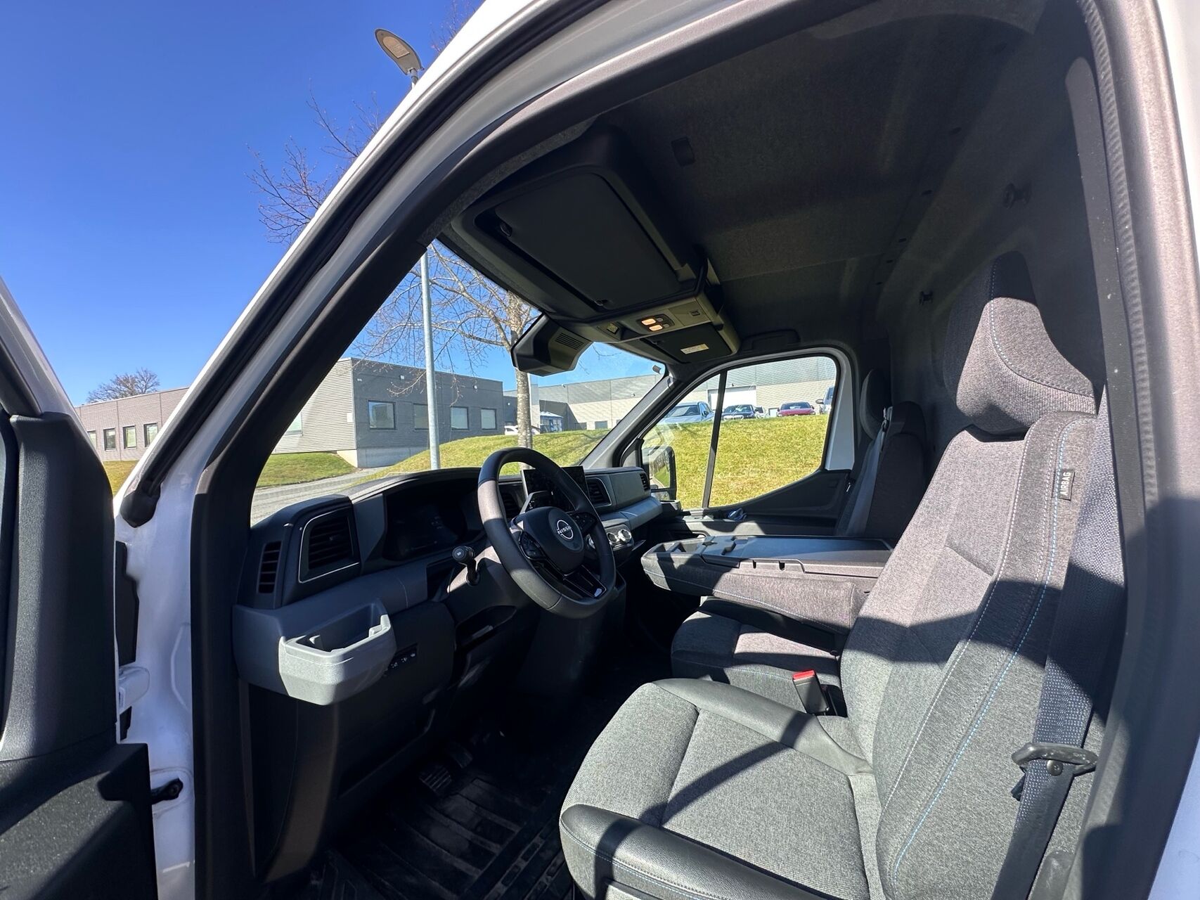 Billede af Nissan Interstar L2H2 EL Tekna 141HK Van Aut.